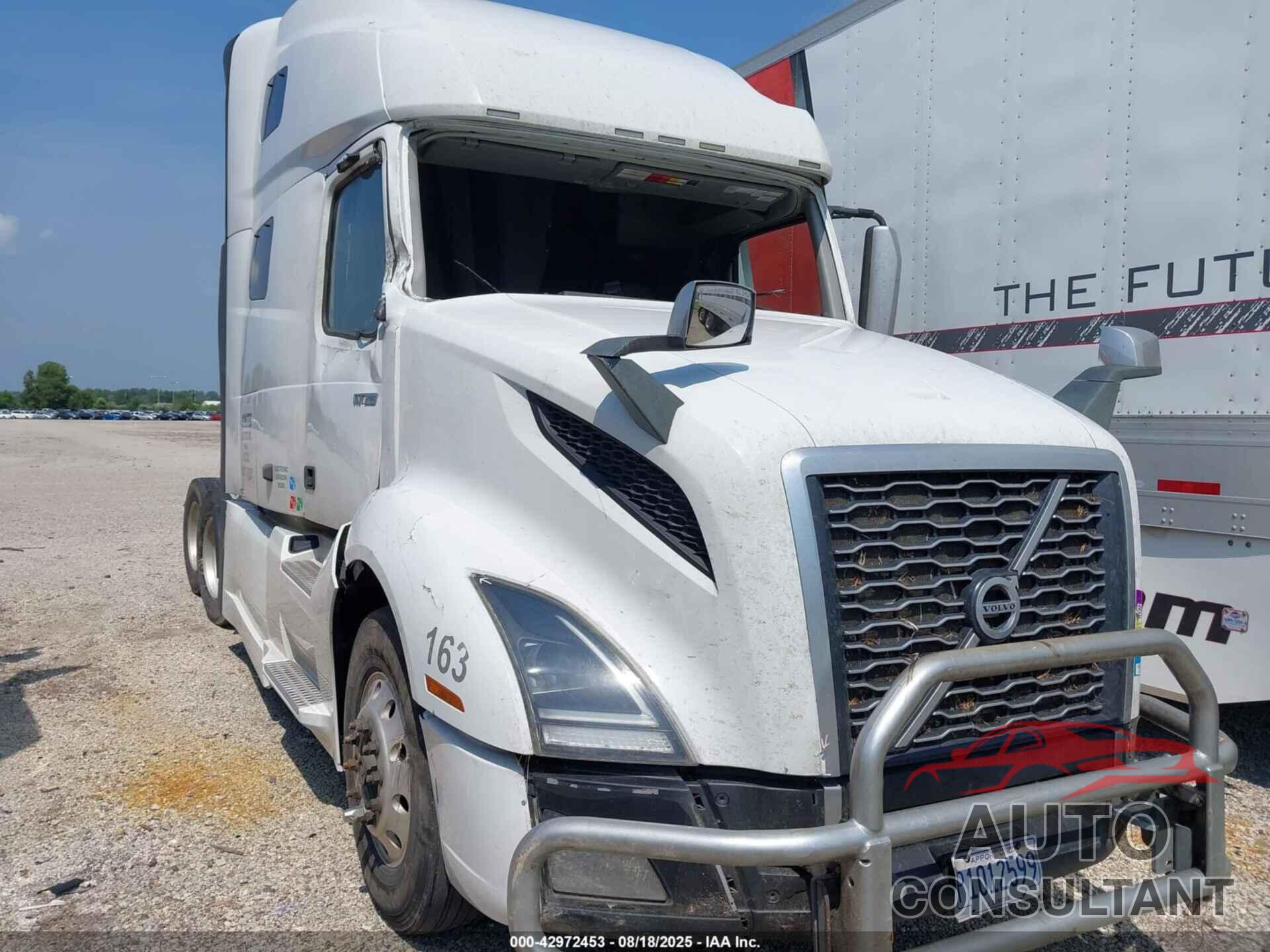 VOLVO VNL 2019 - 4V4NC9EH1KN197562