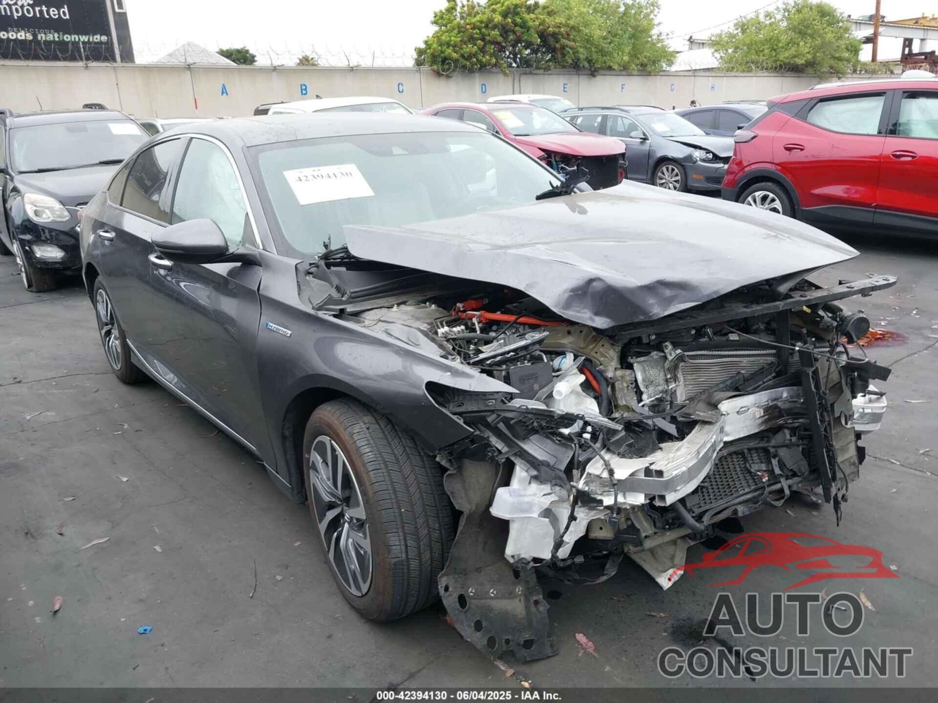 HONDA ACCORD HYBRID 2019 - 1HGCV3F97KA008116