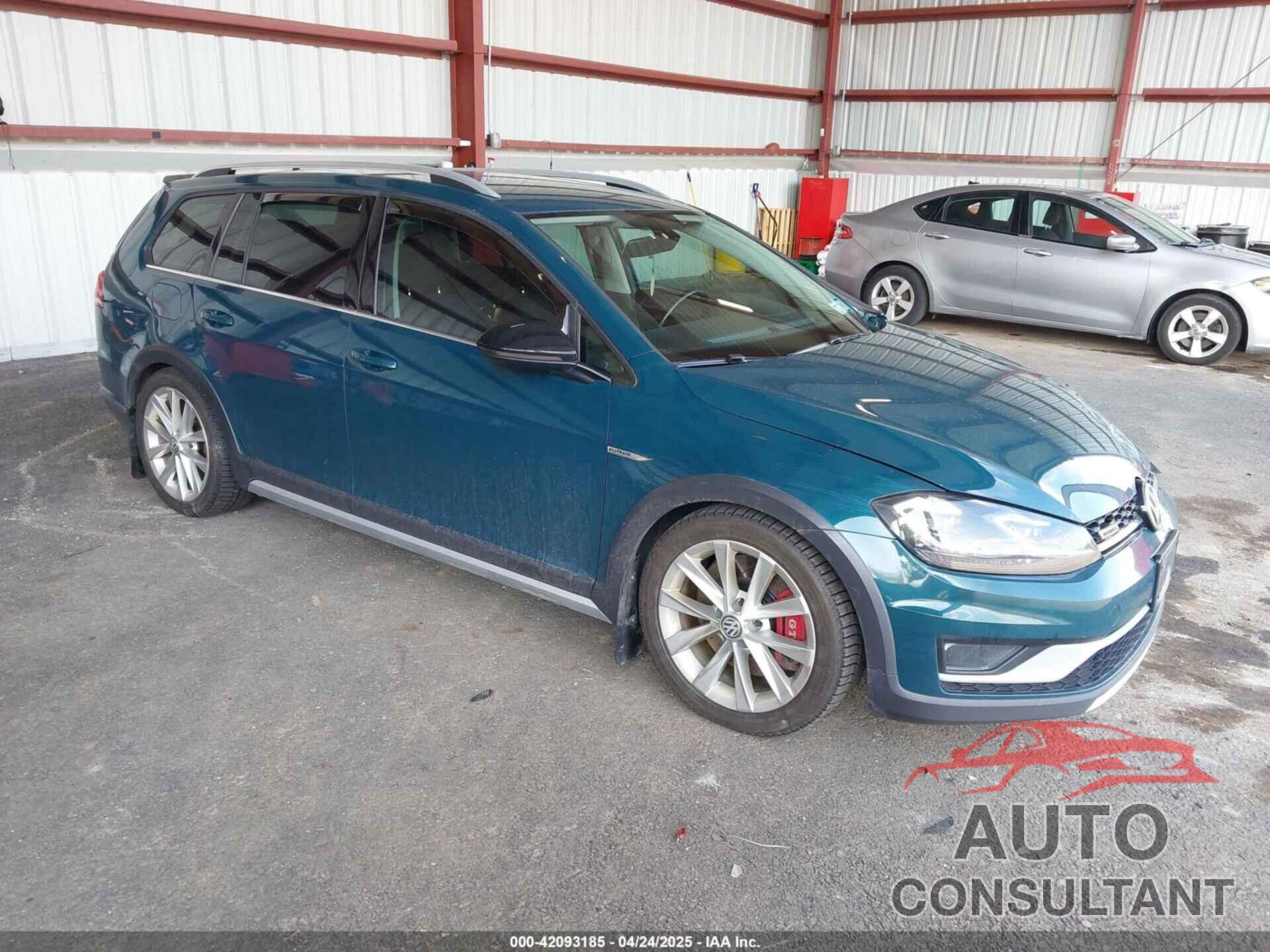 VOLKSWAGEN GOLF ALLTRACK 2018 - 3VWM17AU9JM764353