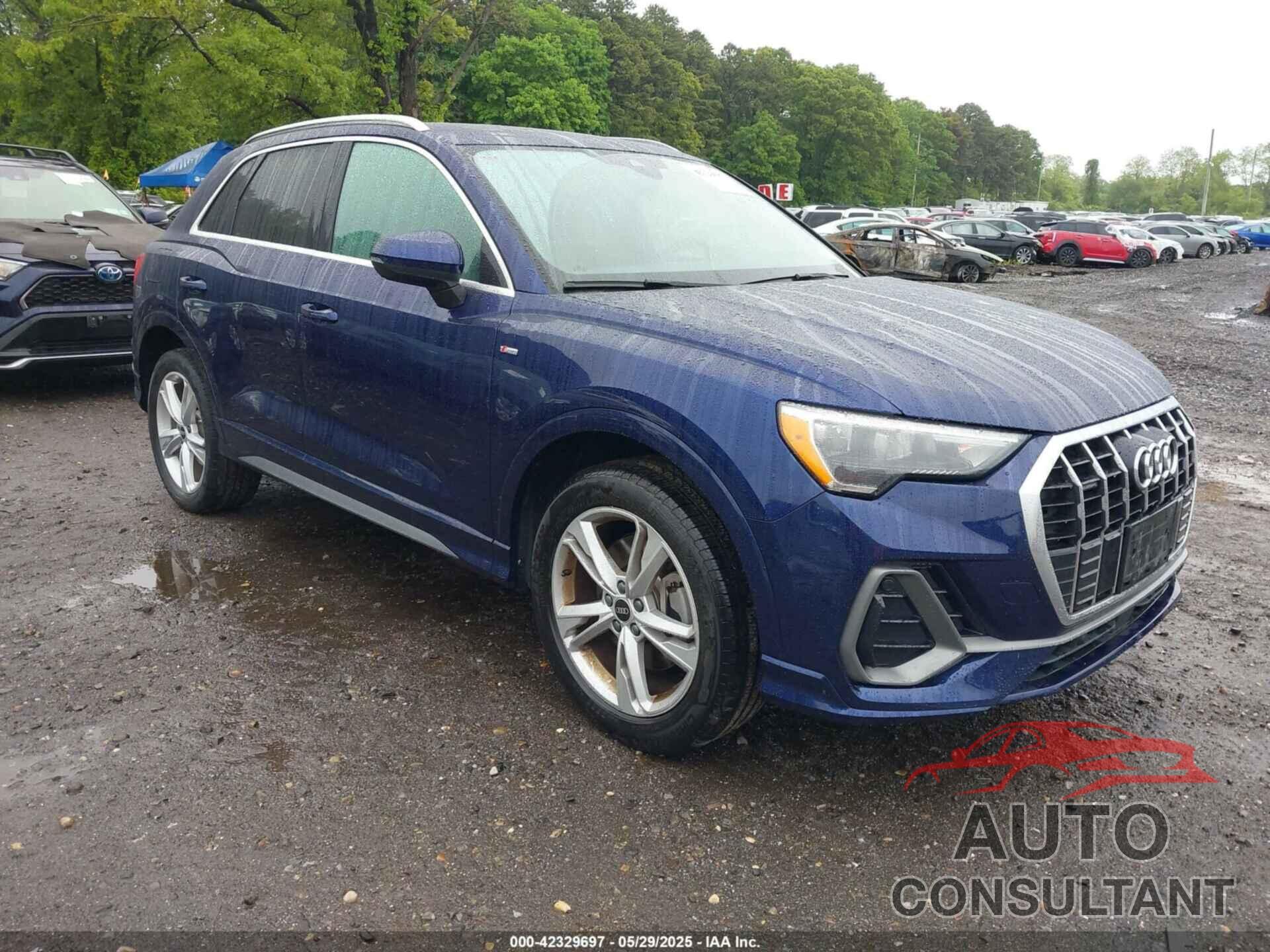 AUDI Q3 2021 - WA1DECF31M1017356