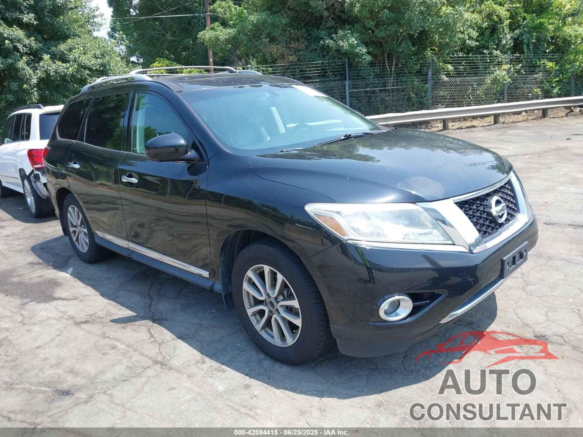 NISSAN PATHFINDER 2015 - 5N1AR2MM5FC684405