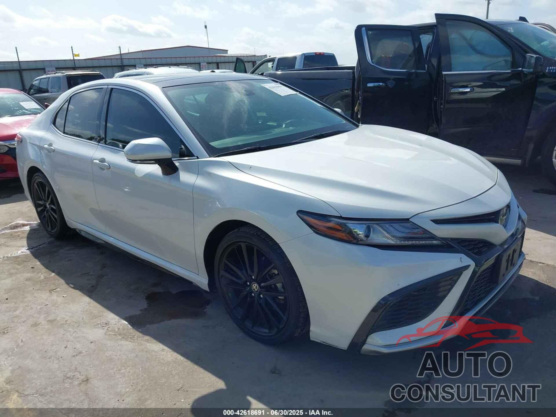 TOYOTA CAMRY 2021 - 4T1K61AK8MU487083