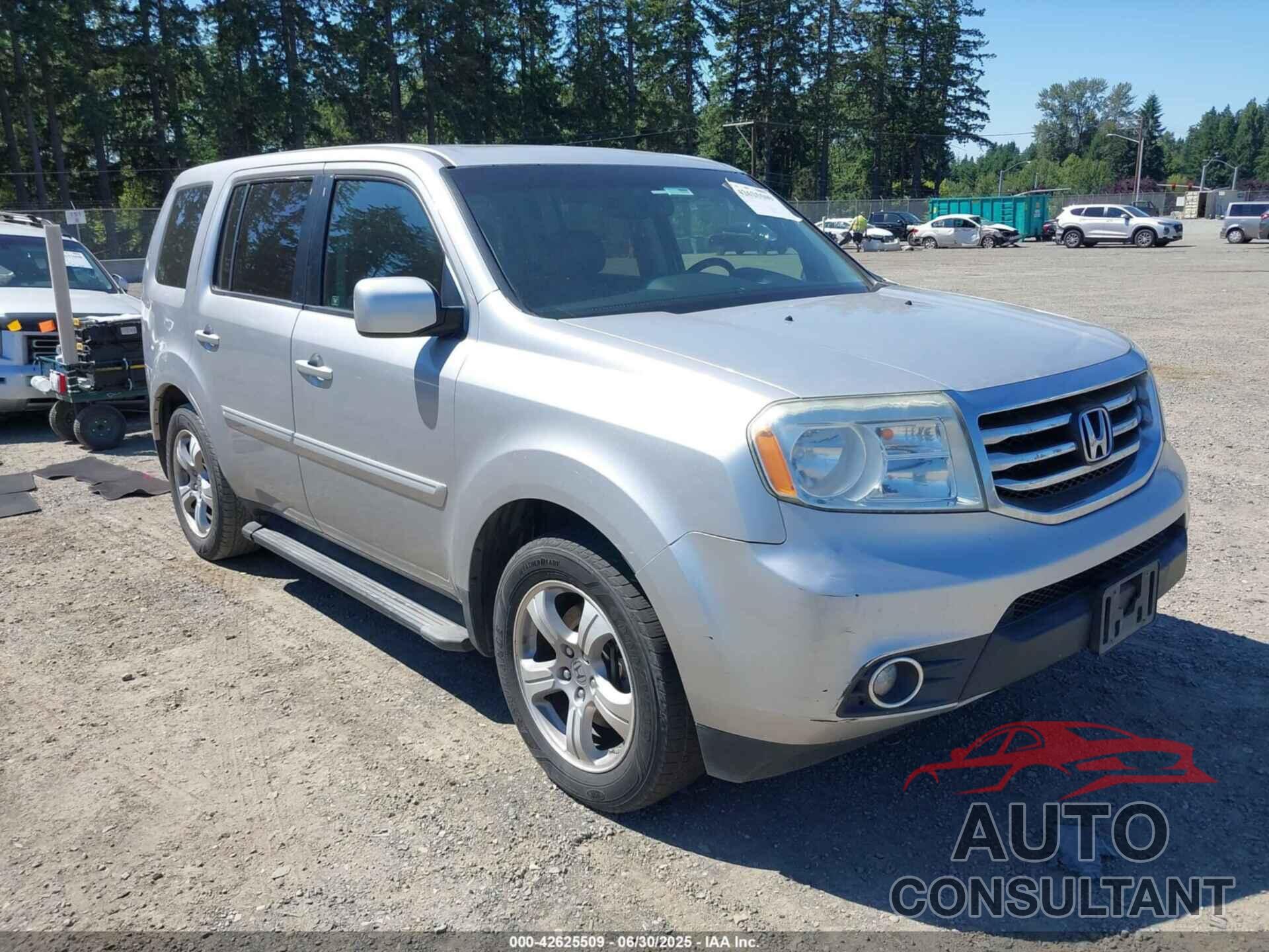 HONDA PILOT 2012 - 5FNYF4H52CB027389