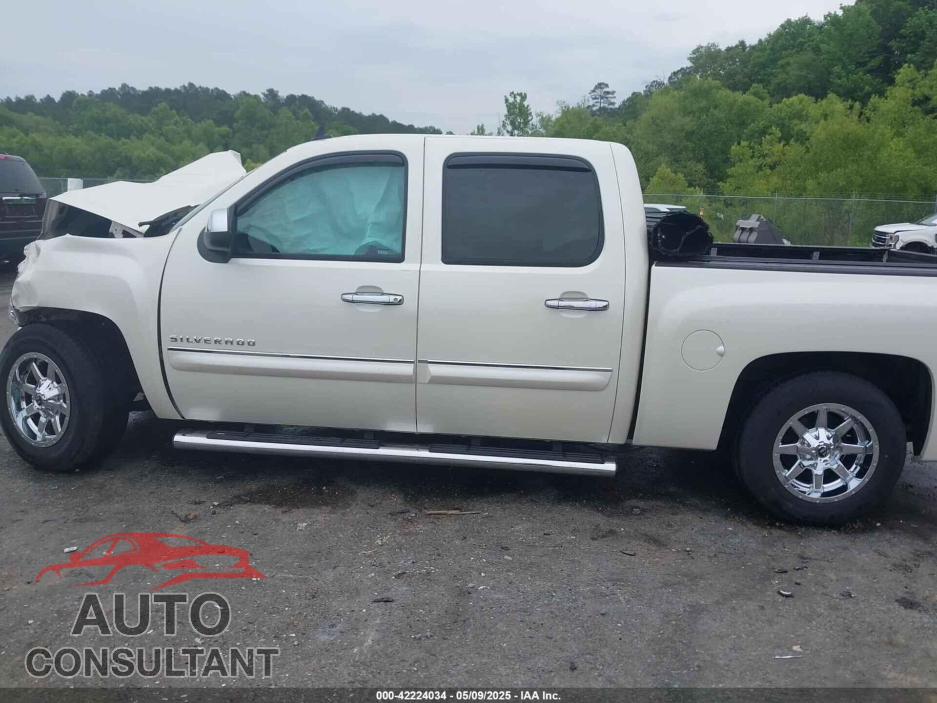 CHEVROLET SILVERADO 1500 2013 - 3GCPCSE09DG367202