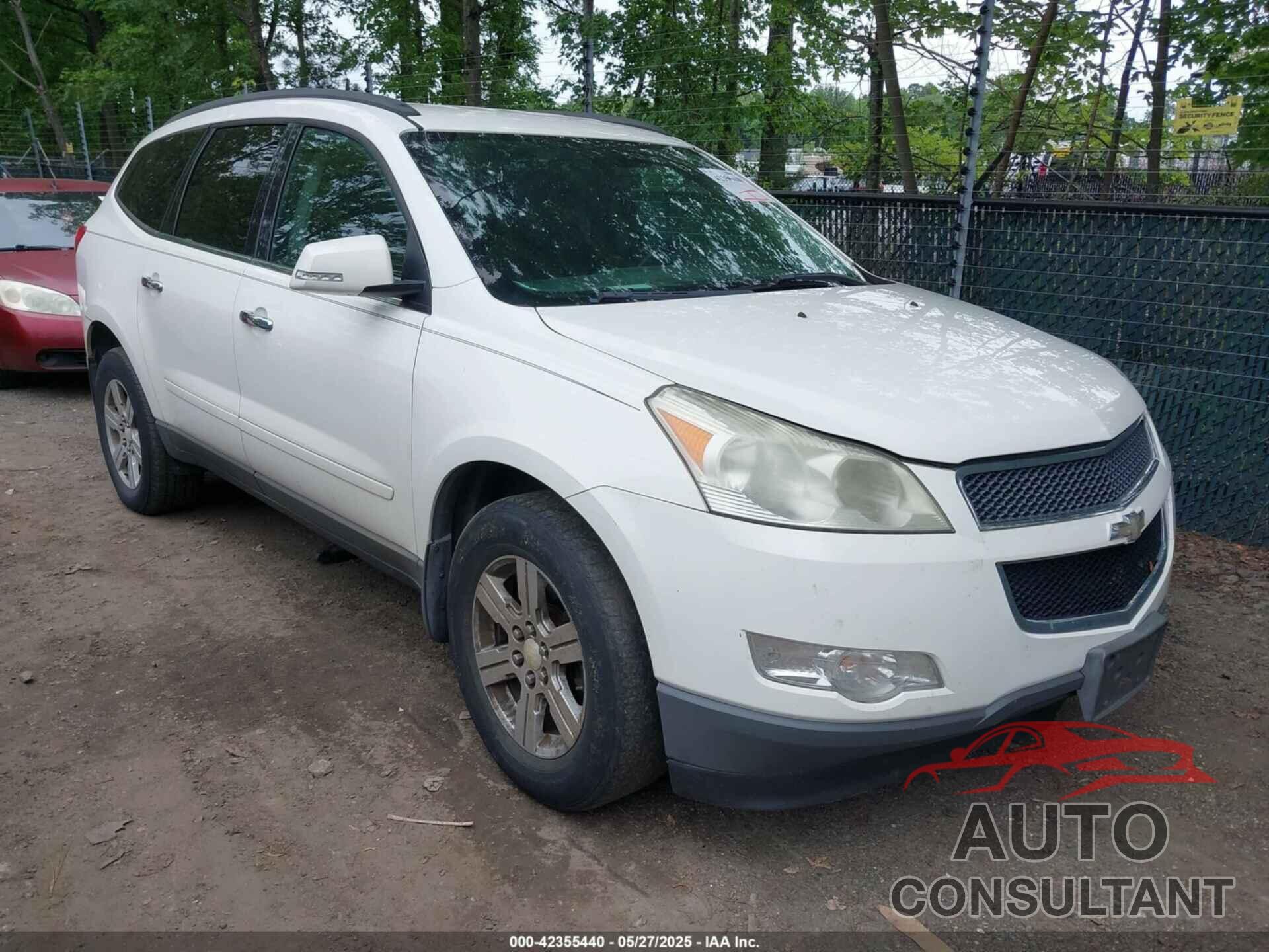 CHEVROLET TRAVERSE 2011 - 1GNKRGED3BJ128529