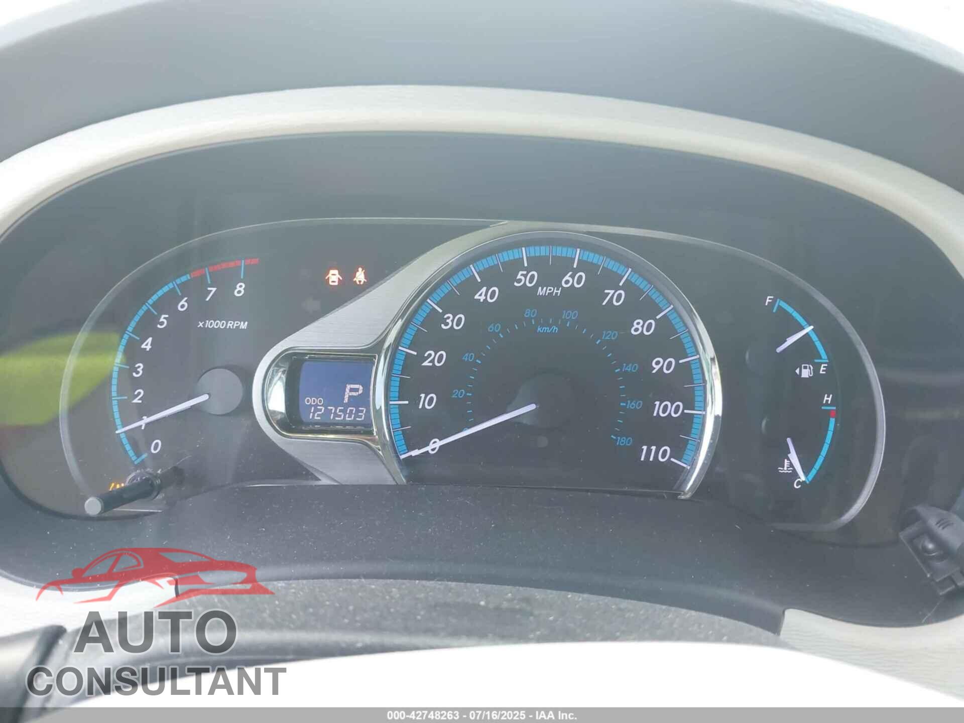 TOYOTA SIENNA 2011 - 5TDYK3DC1BS170080