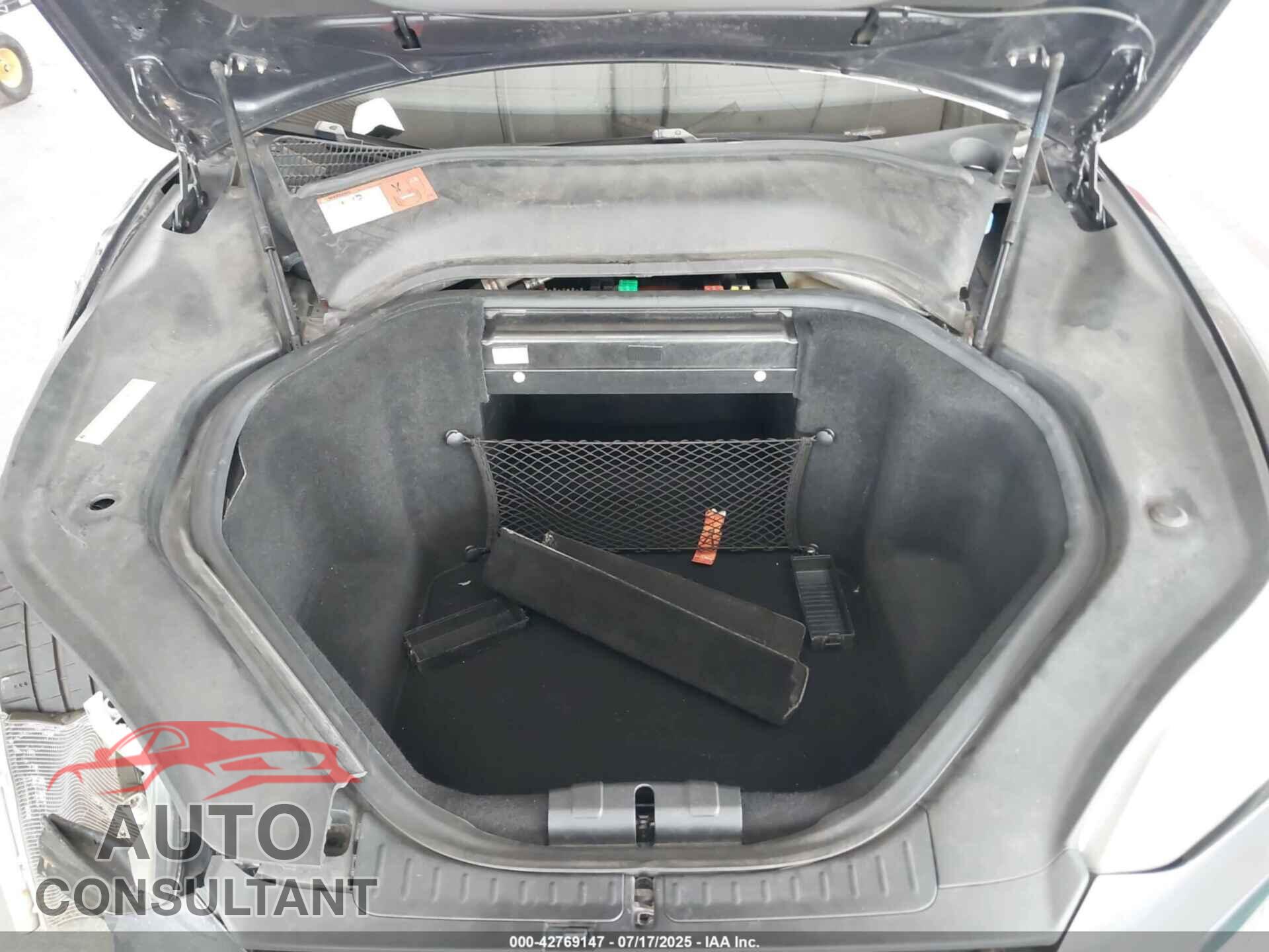 TESLA MODEL S 2015 - 5YJSA1S12FF100404