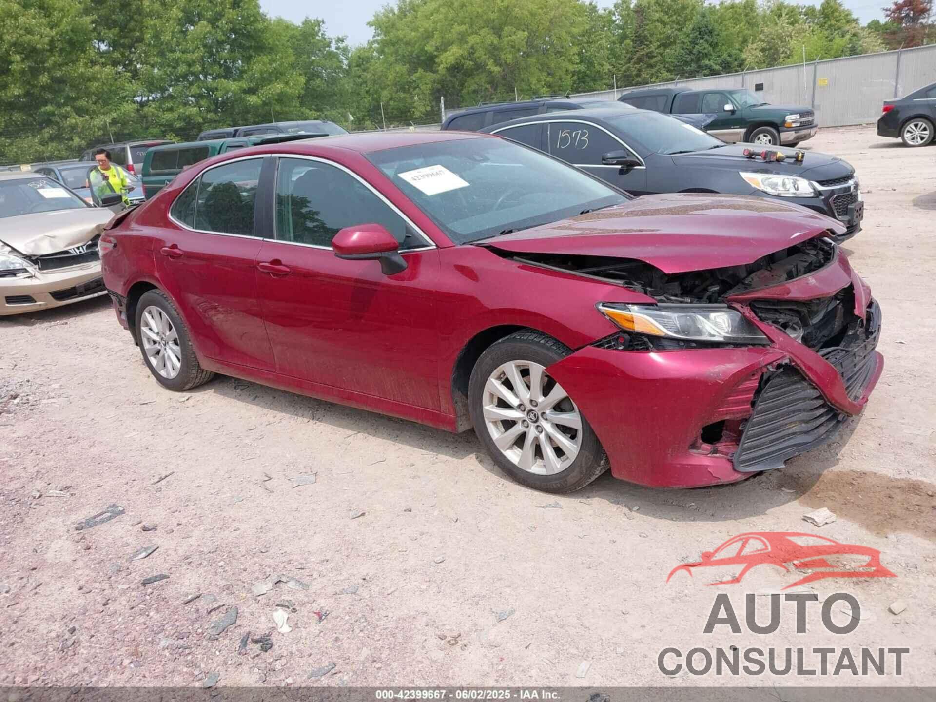 TOYOTA CAMRY 2018 - 4T1B11HK2JU564885