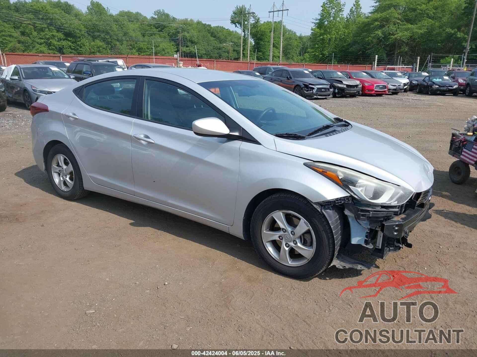 HYUNDAI ELANTRA 2015 - KMHDH4AE7FU415146