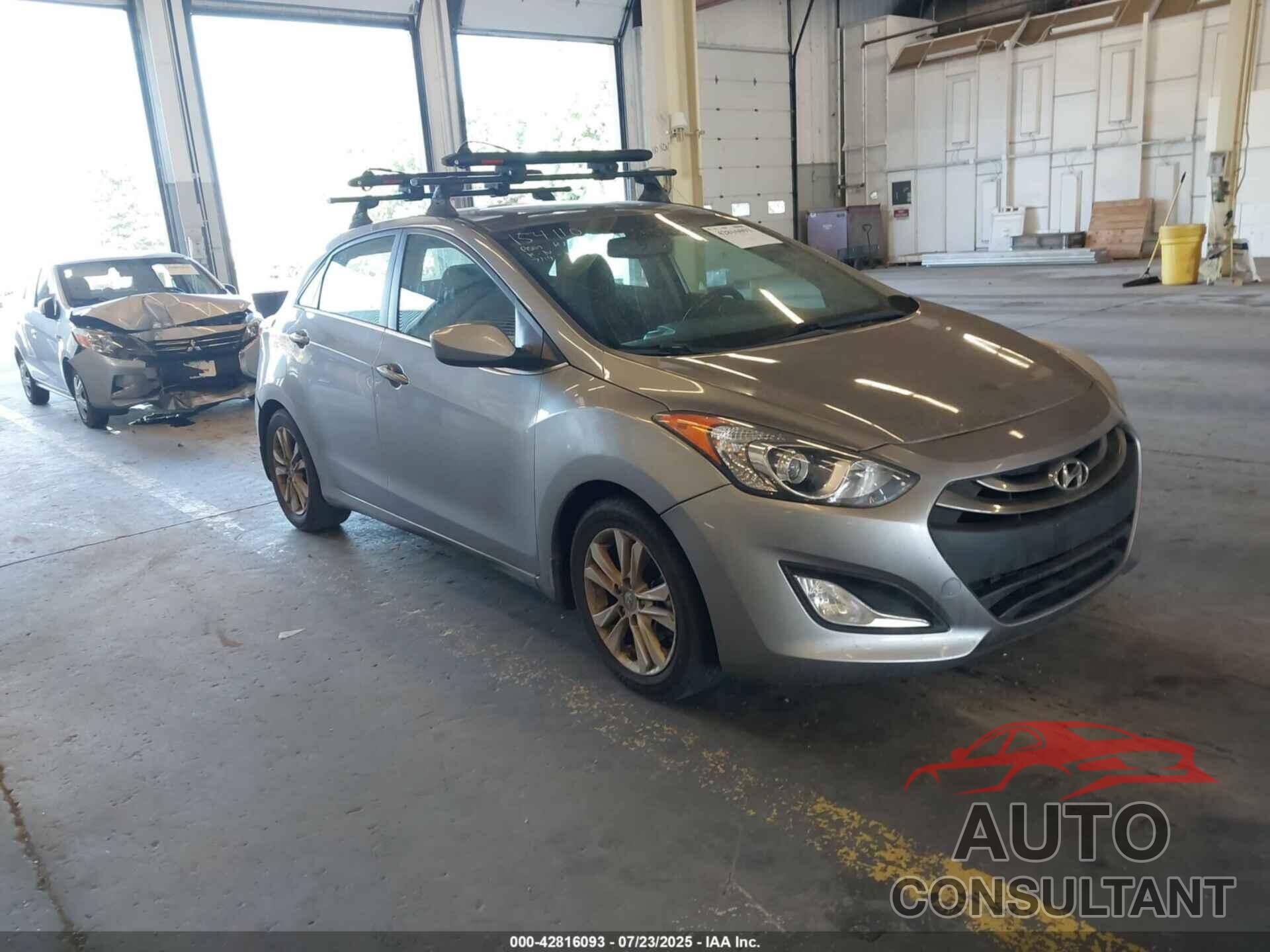 HYUNDAI ELANTRA GT 2013 - KMHD35LE8DU052337