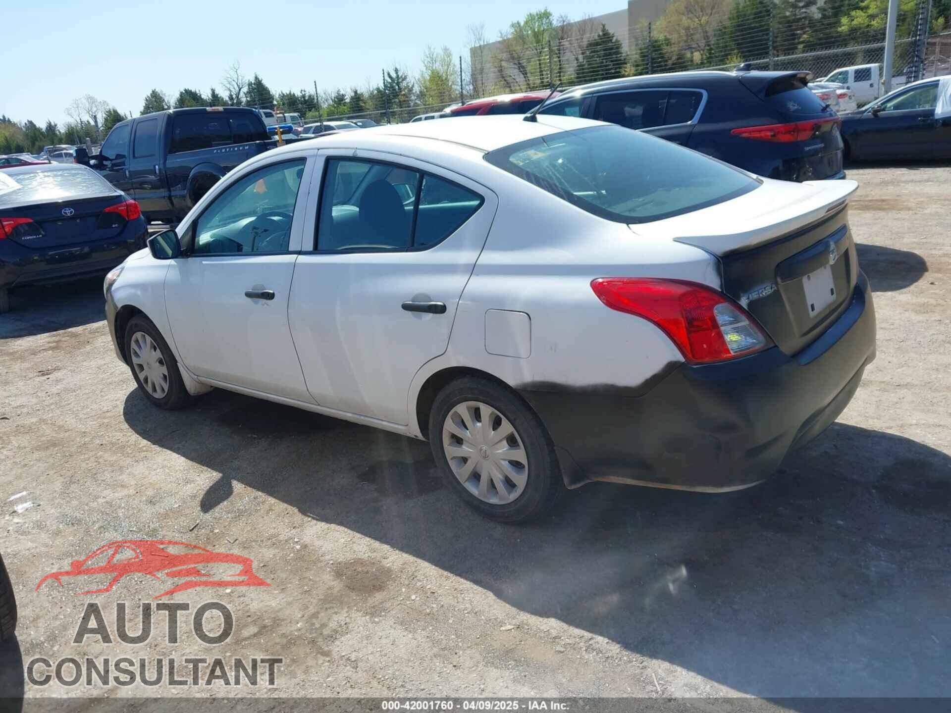 NISSAN VERSA 2017 - 3N1CN7AP3HL839760