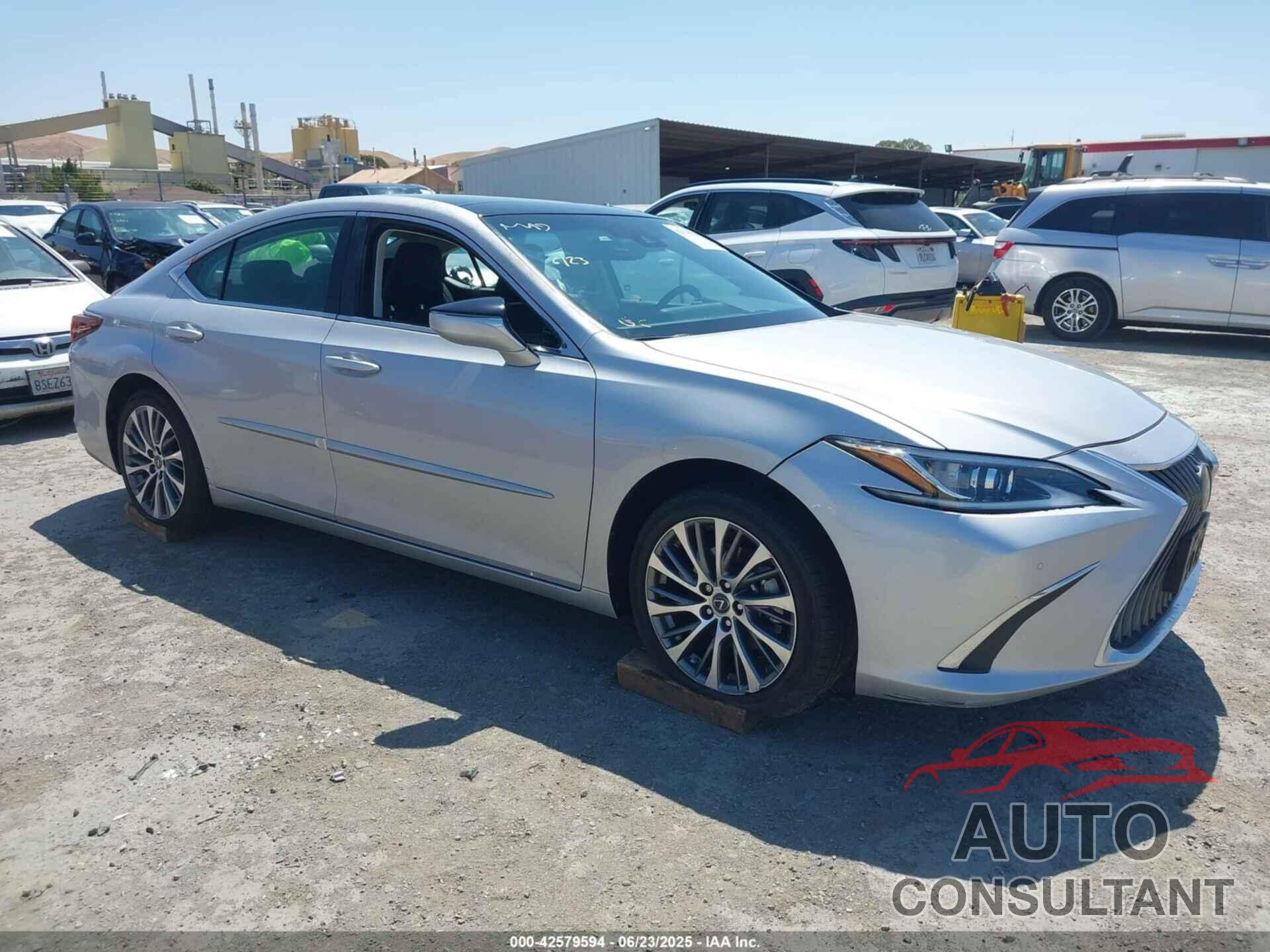 LEXUS ES 350 2020 - 58ADZ1B15LU061784