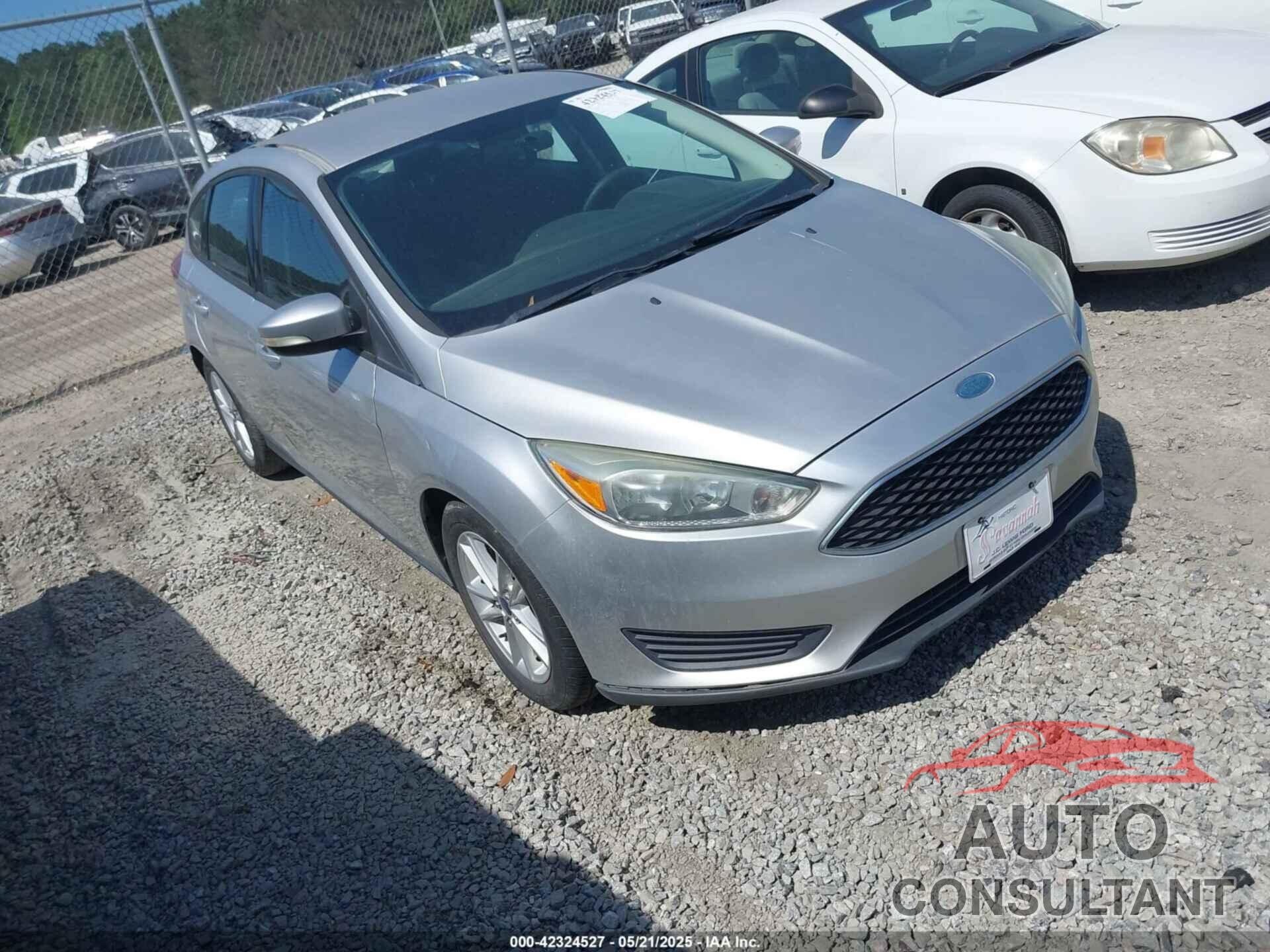 FORD FOCUS 2015 - 1FADP3K21FL276052
