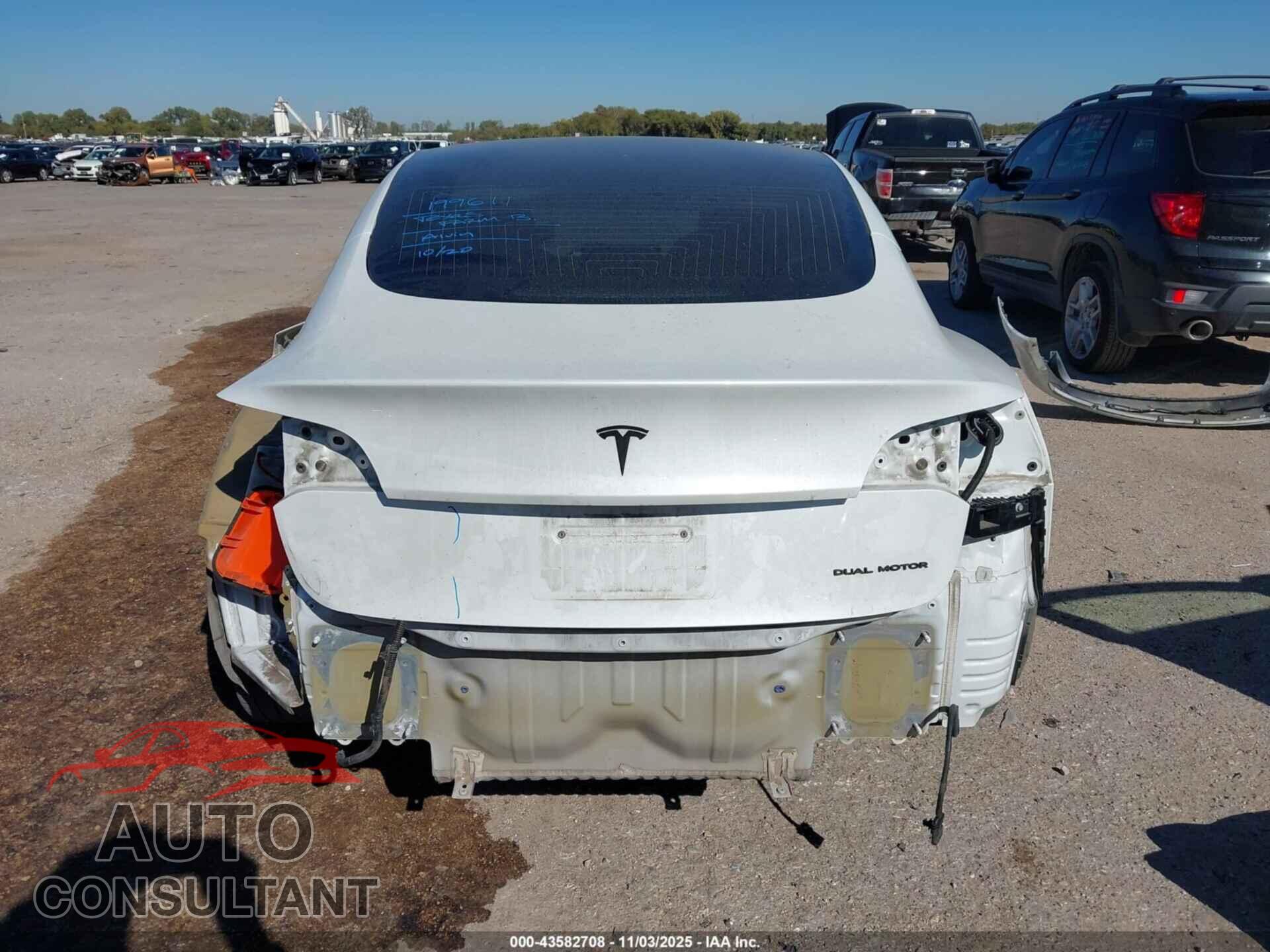 TESLA MODEL 3 2019 - 5YJ3E1EB8KF199611