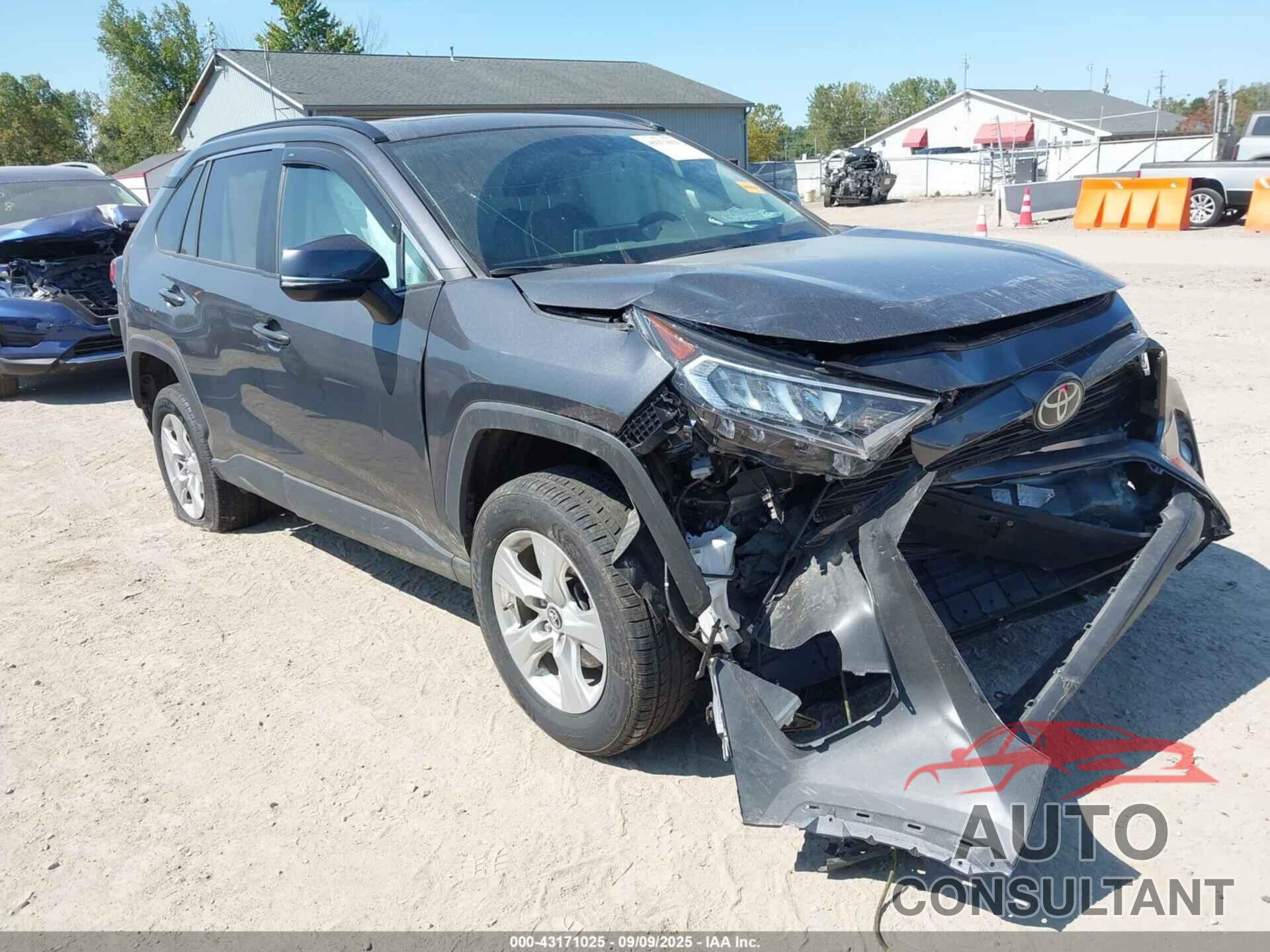 TOYOTA RAV4 2019 - 2T3P1RFV5KW039023