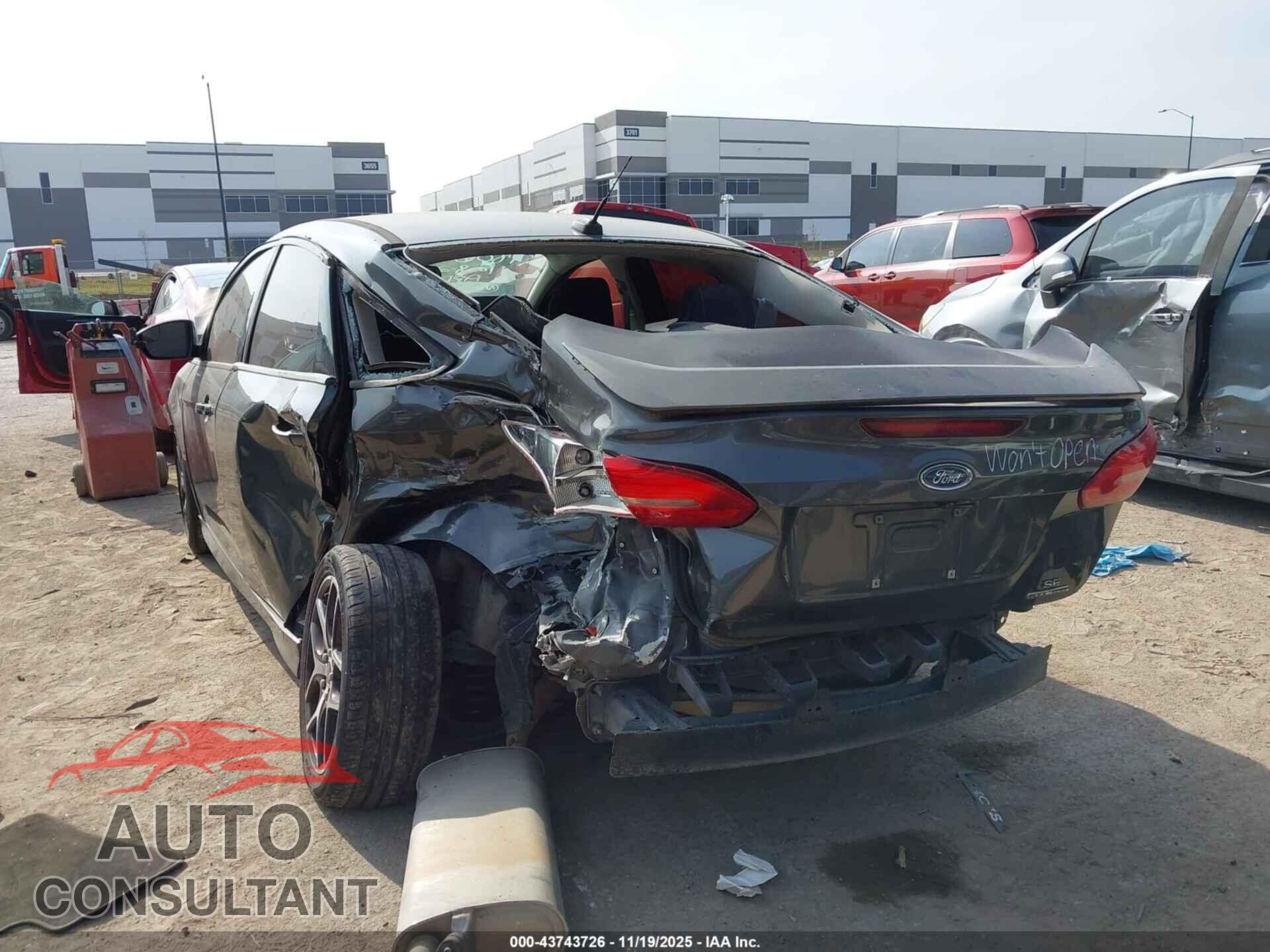 FORD FOCUS 2016 - 1FADP3F20GL391138