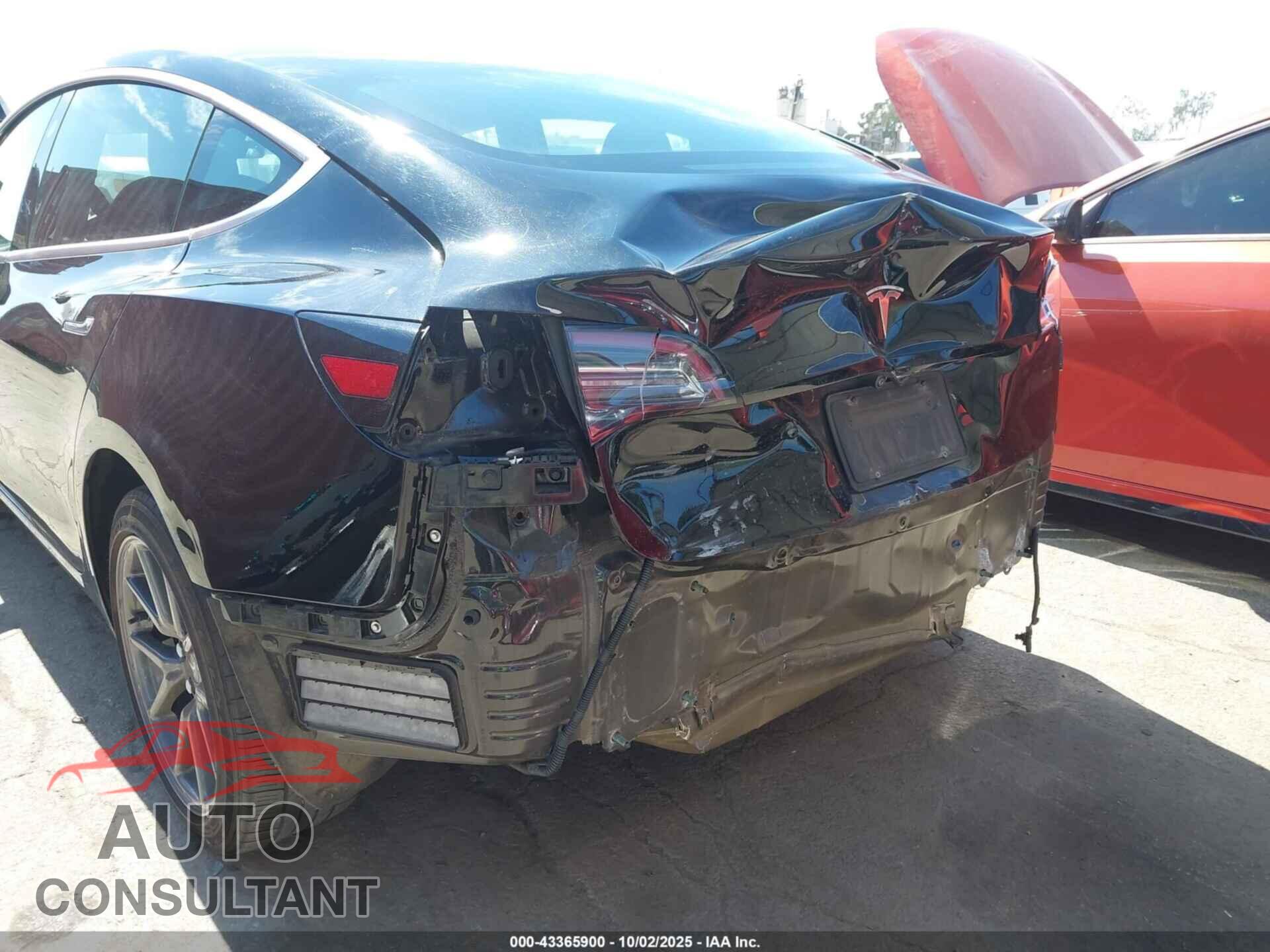 TESLA MODEL 3 2019 - 5YJ3E1EA5KF395822