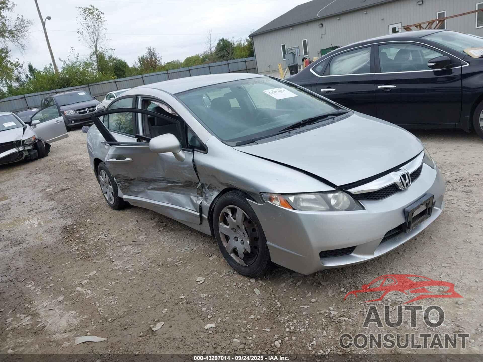 HONDA CIVIC 2009 - 19XFA16589E008304
