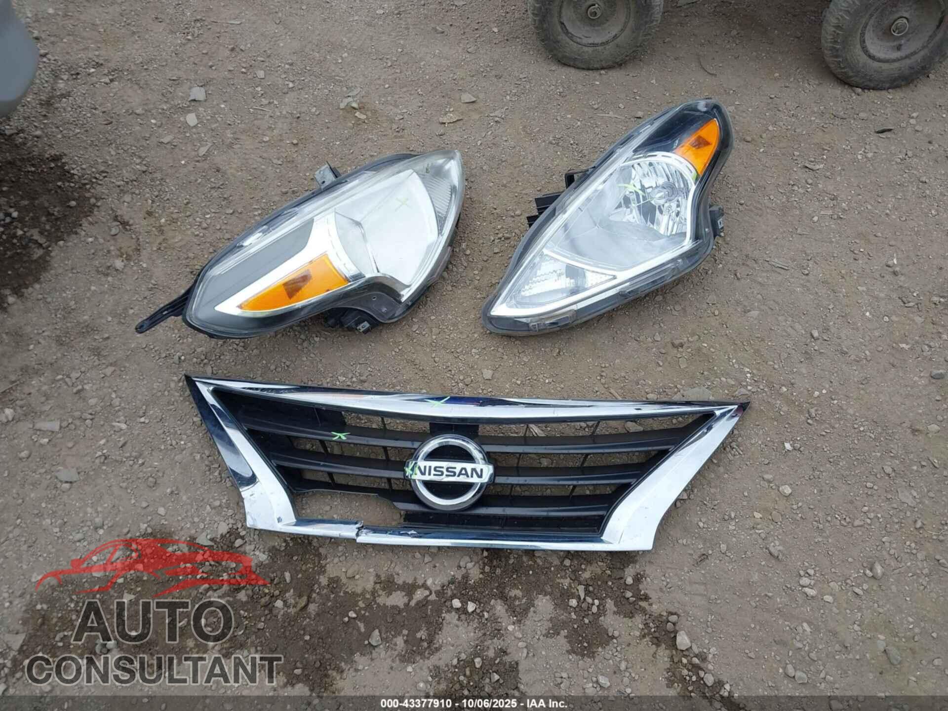 NISSAN VERSA 2019 - 3N1CN7AP7KL814125