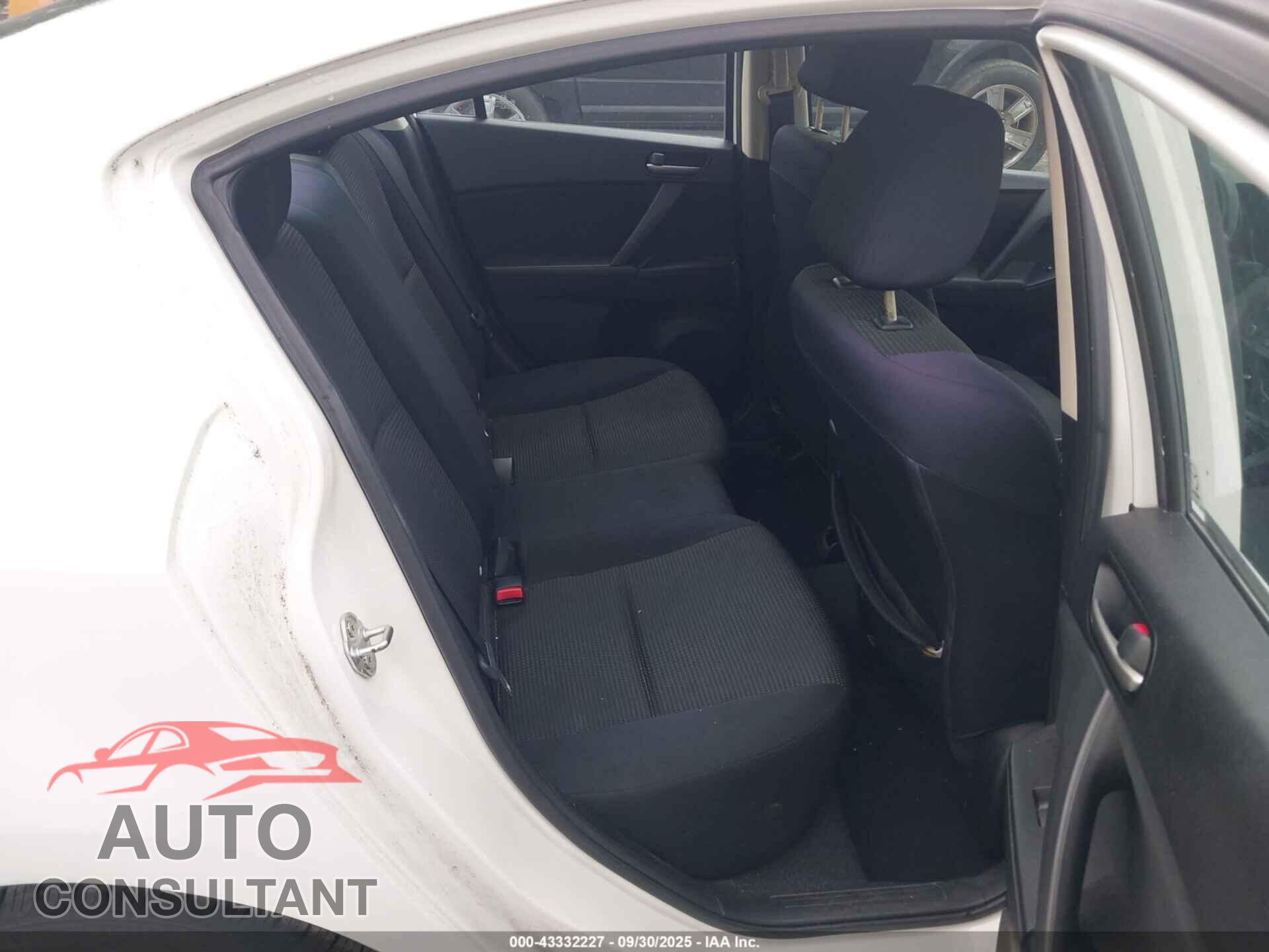 MAZDA 3 2012 - JM1BL1UF0C1613190