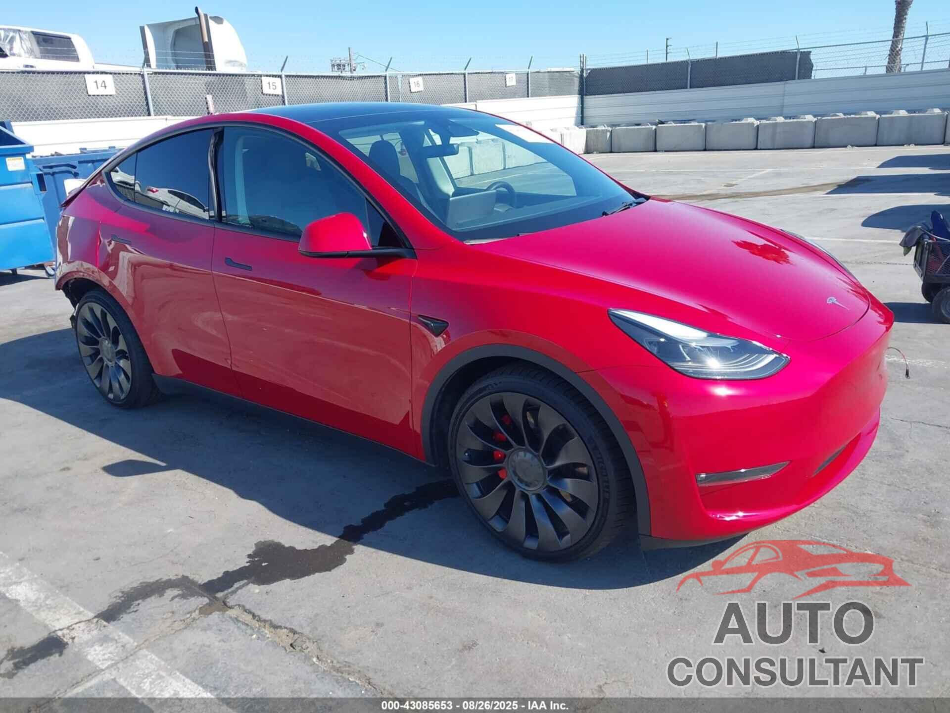 TESLA MODEL Y 2023 - 7SAYGDEF9PF605250