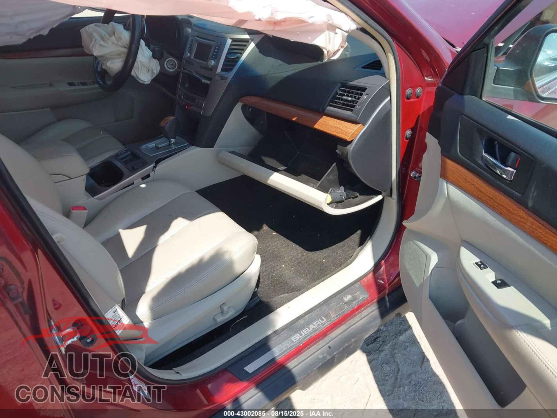 SUBARU OUTBACK 2013 - 4S4BRBKC8D3324721