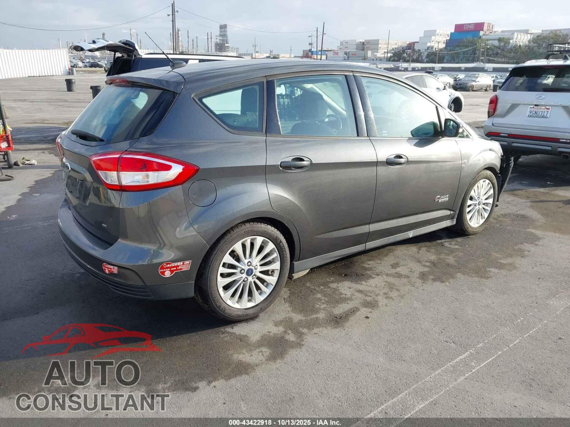 FORD C-MAX ENERGI 2017 - 1FADP5EU3HL102821