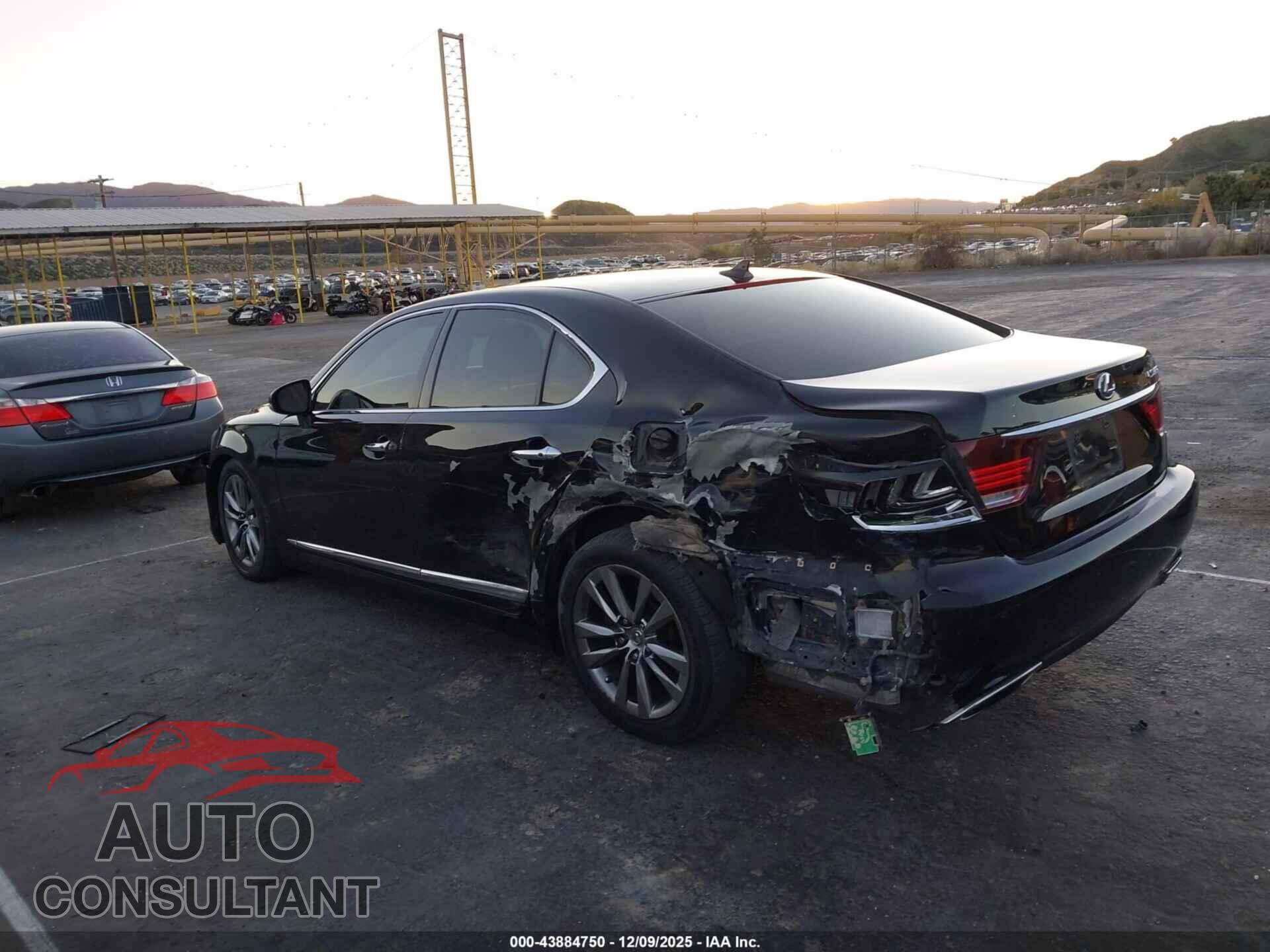 LEXUS LS 460 2013 - JTHBL5EF5D5123732