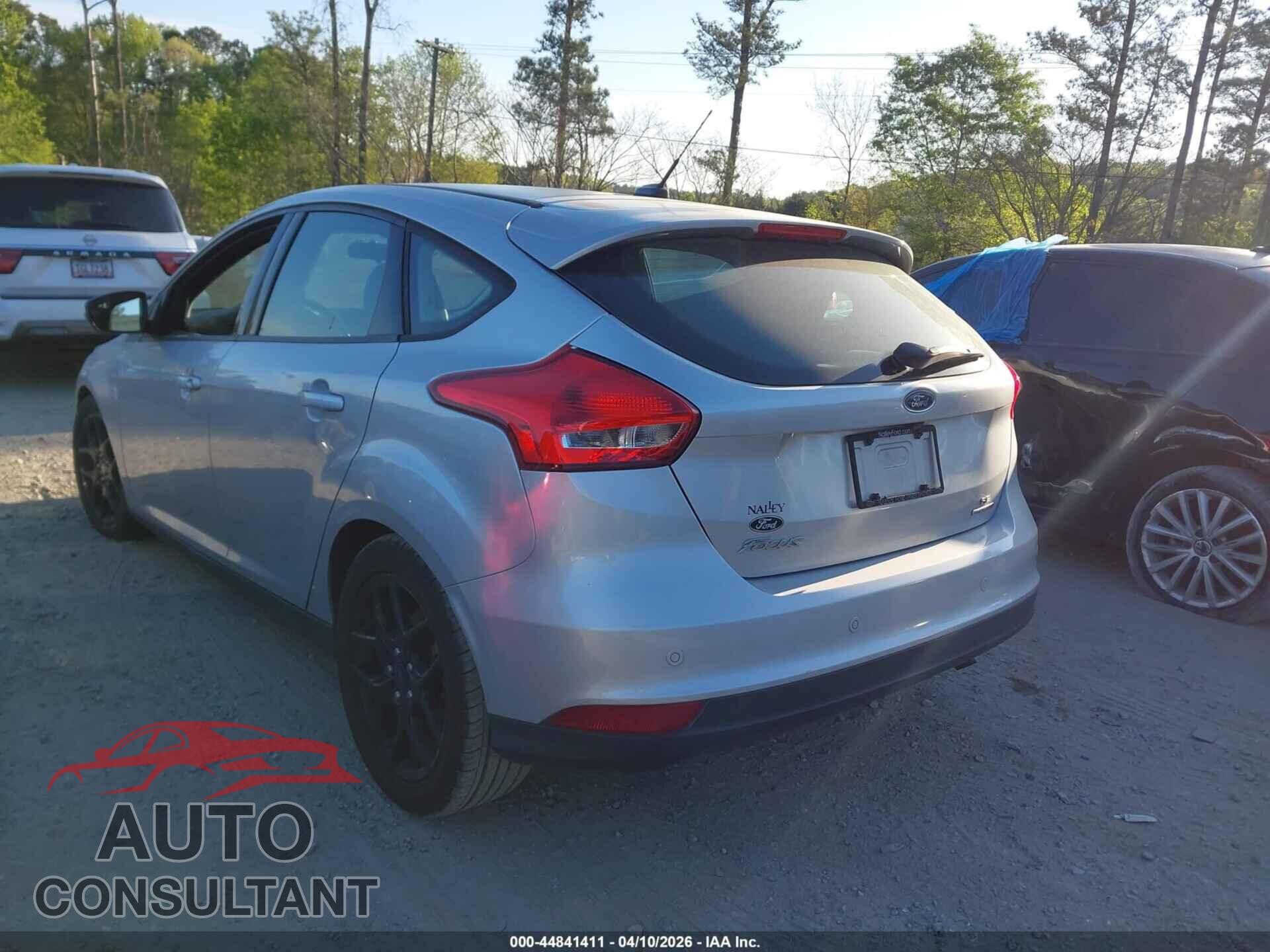 FORD FOCUS 2016 - 1FADP3K29GL299533