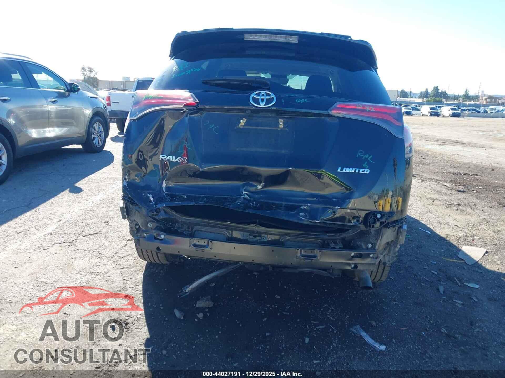 TOYOTA RAV4 2017 - 2T3YFREV8HW347318