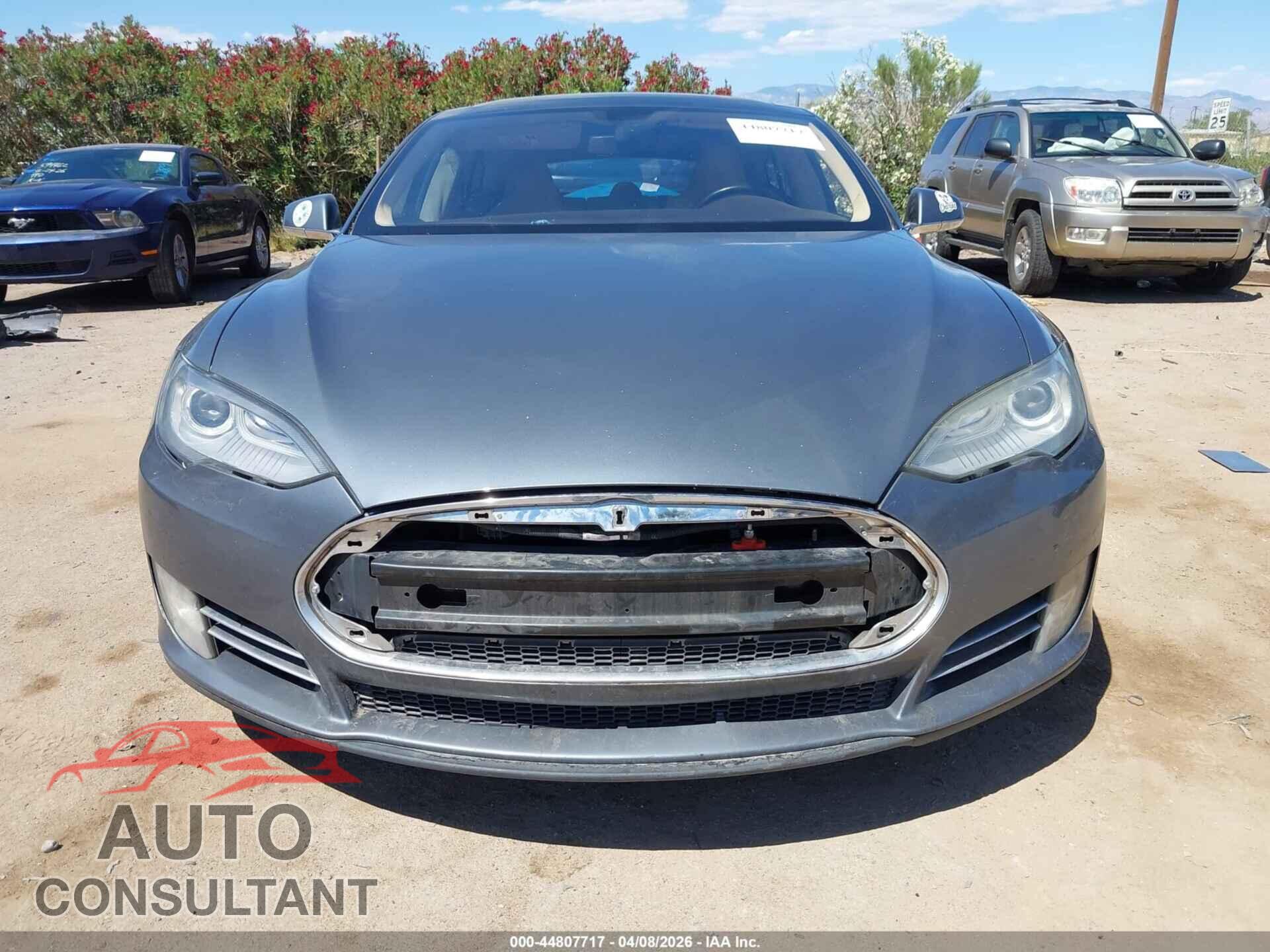 TESLA MODEL S 2013 - 5YJSA1BG2DFP08330