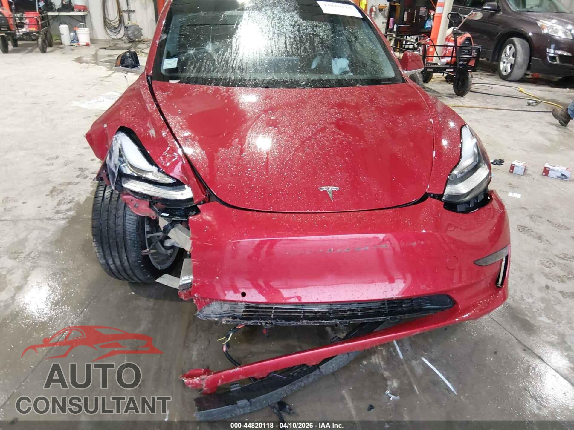 TESLA MODEL 3 2018 - 5YJ3E1EA7JF015491
