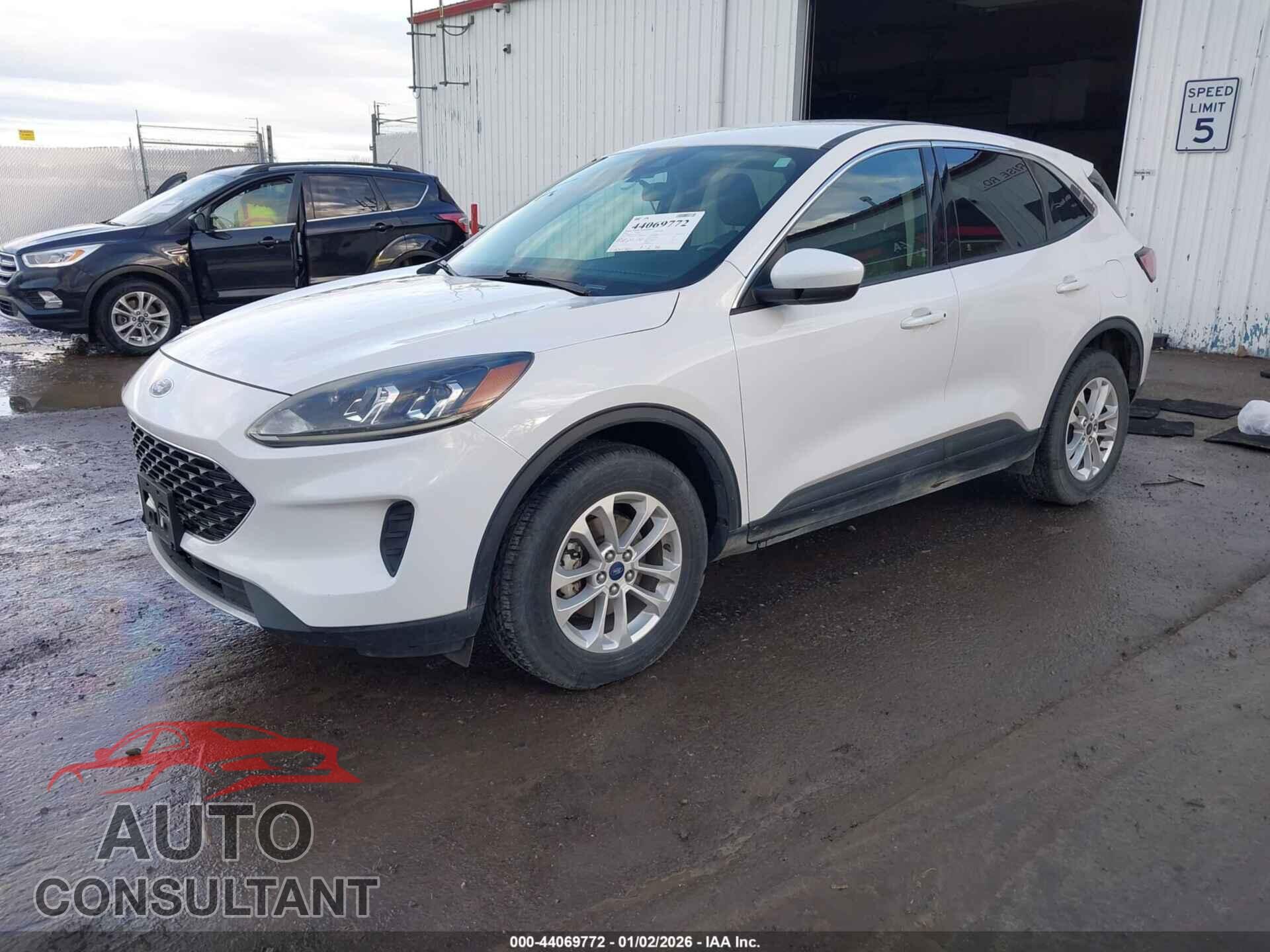 FORD ESCAPE 2020 - 1FMCU9G65LUA37005