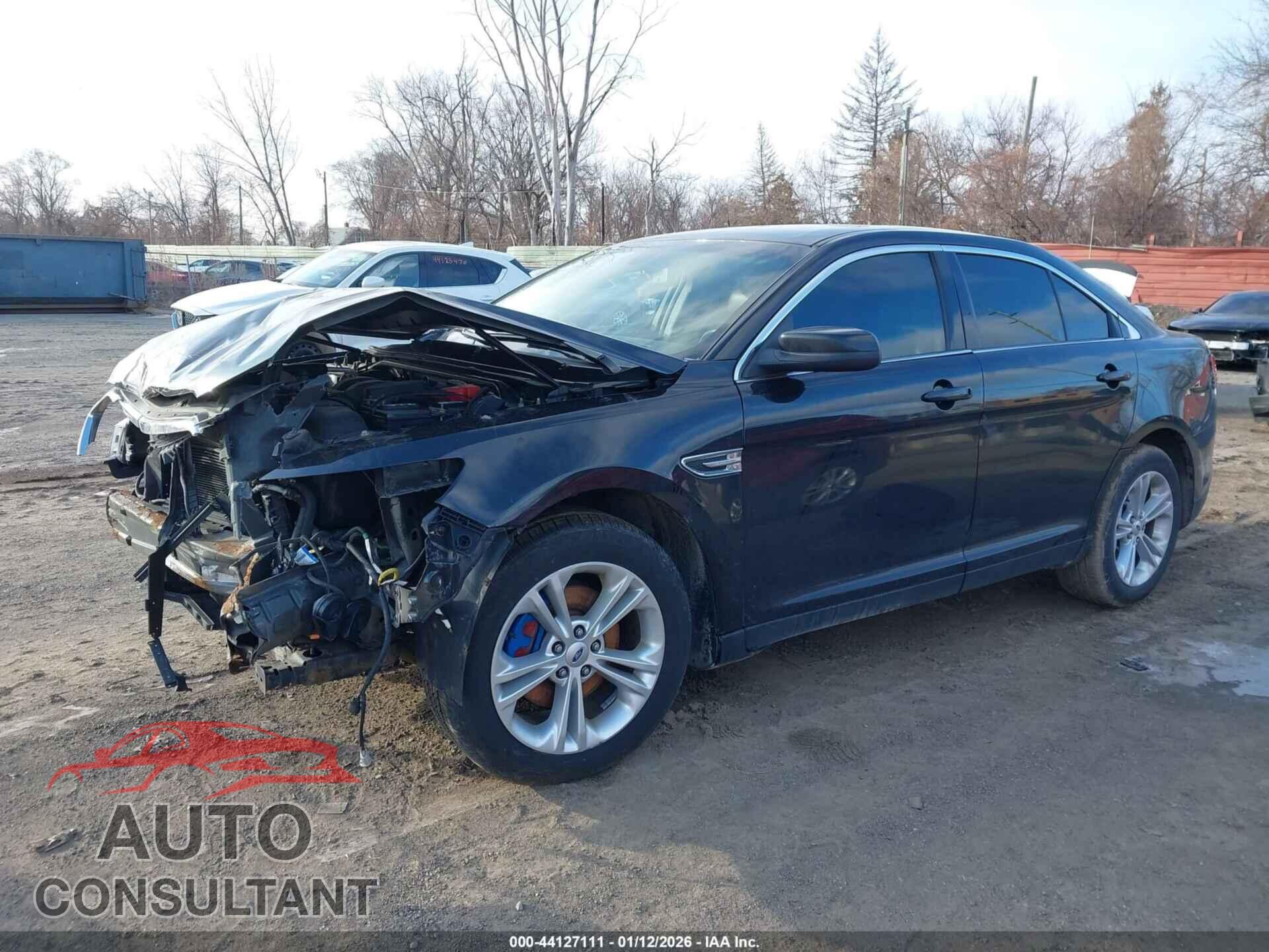 FORD TAURUS 2013 - 1FAHP2E82DG123777