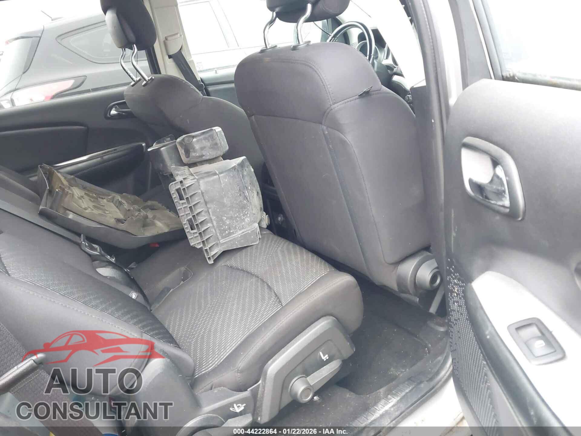 DODGE JOURNEY 2013 - 3C4PDCAB1DT671464