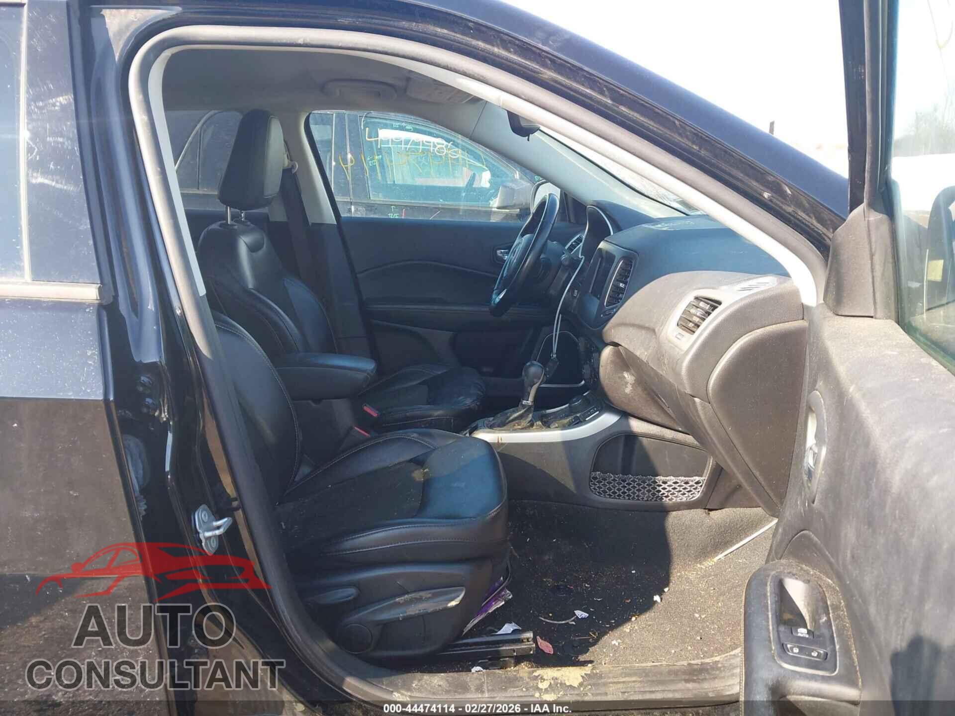 JEEP COMPASS 2020 - 3C4NJDBB1LT164986