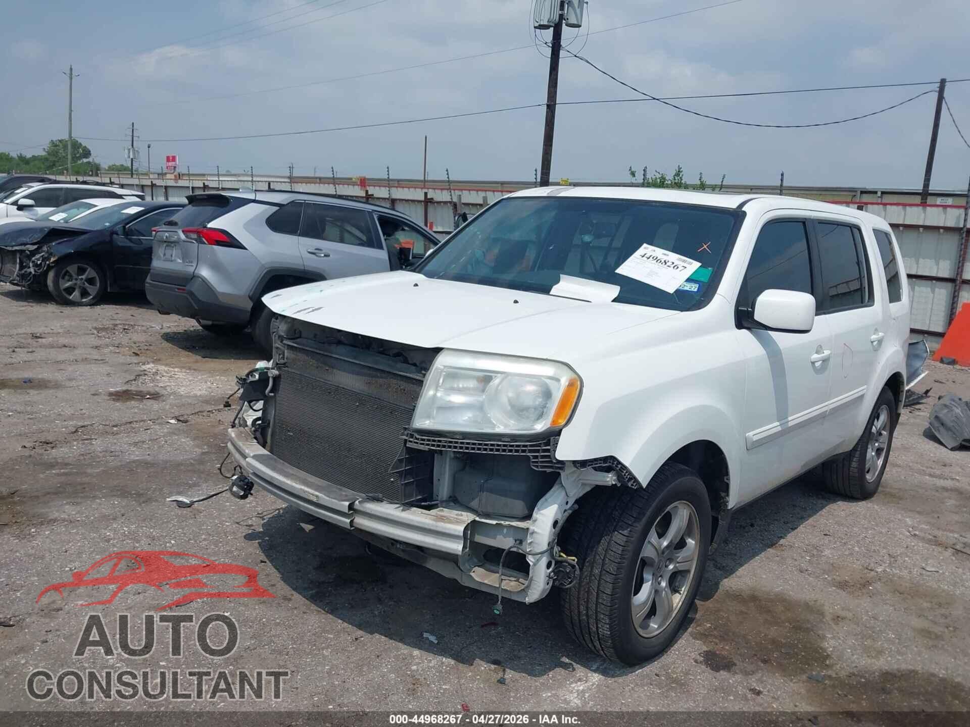 HONDA PILOT 2015 - 5FNYF3H56FB002512