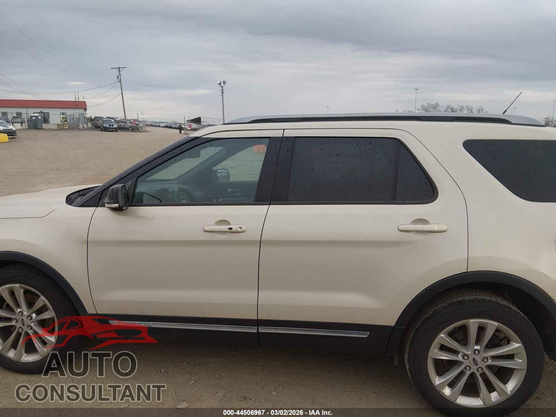 FORD EXPLORER 2018 - 1FM5K7D88JGB39080
