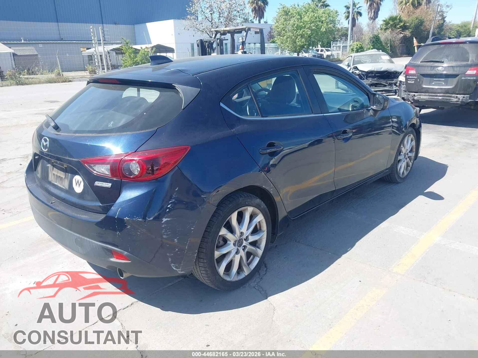 MAZDA MAZDA3 2014 - JM1BM1M38E1107600
