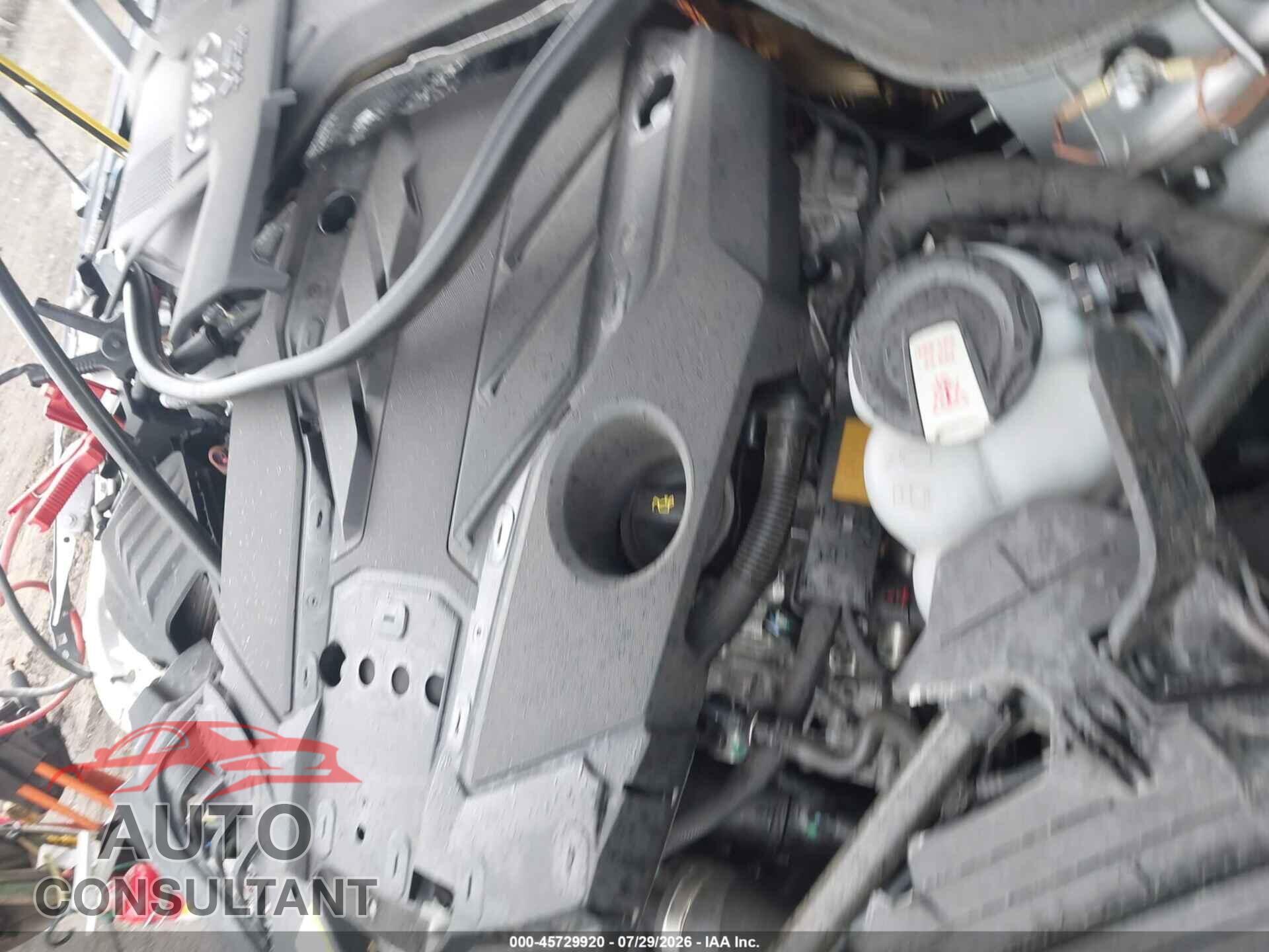 AUDI A8 2023 - WAULDAF89PN001033