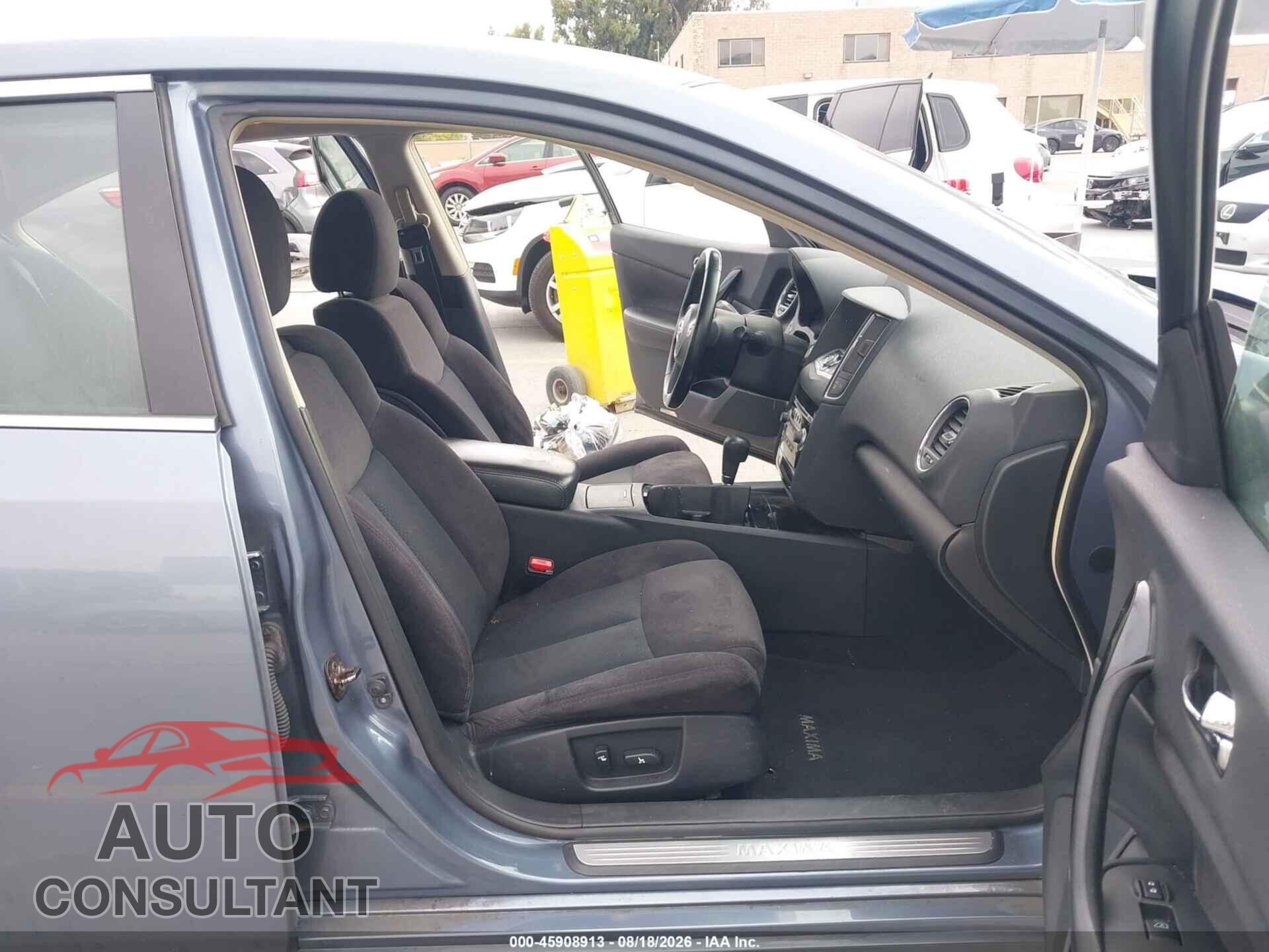 NISSAN MAXIMA 2010 - 1N4AA5AP0AC828484