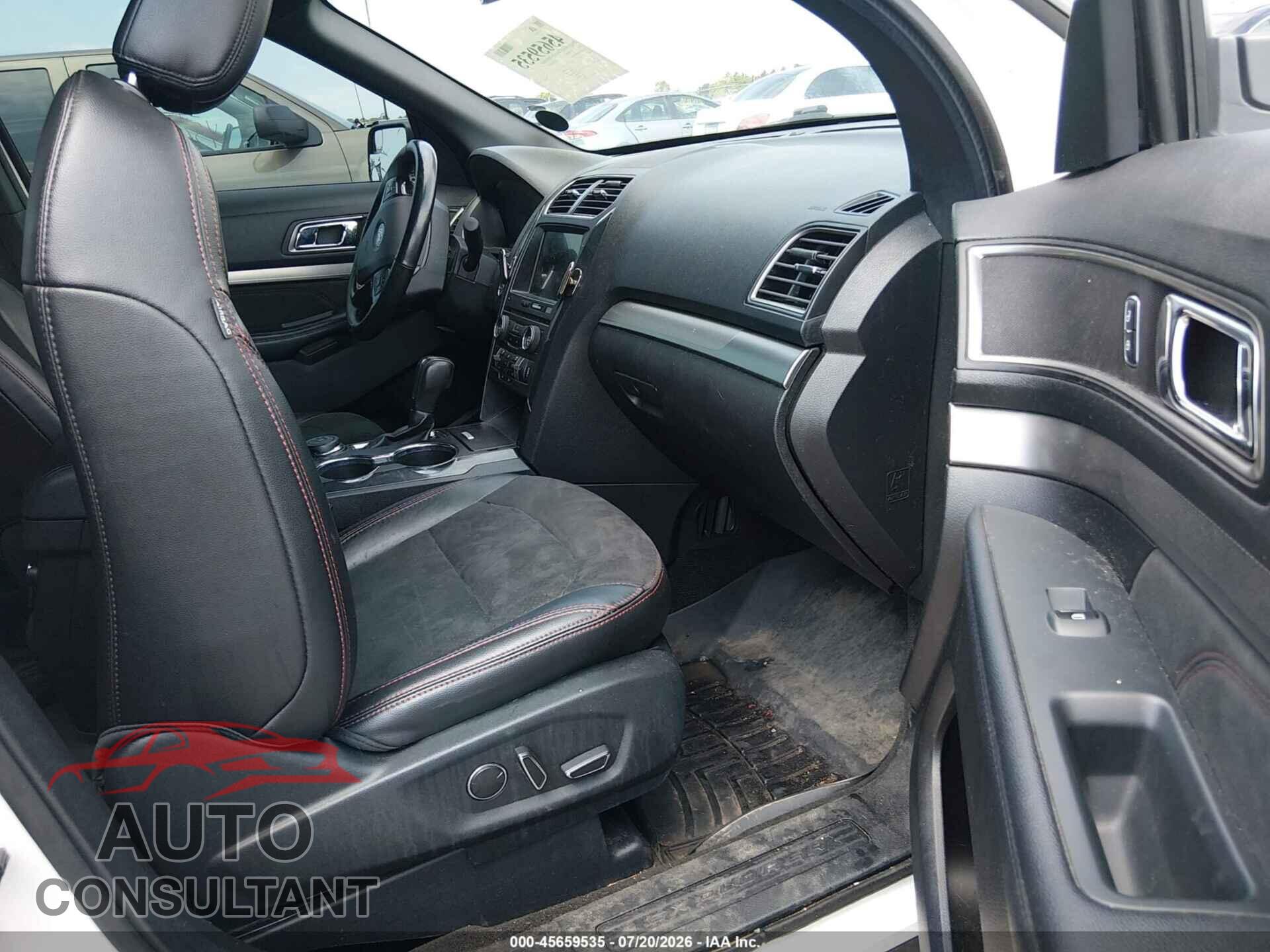 FORD EXPLORER 2018 - 1FM5K8D85JGB09024