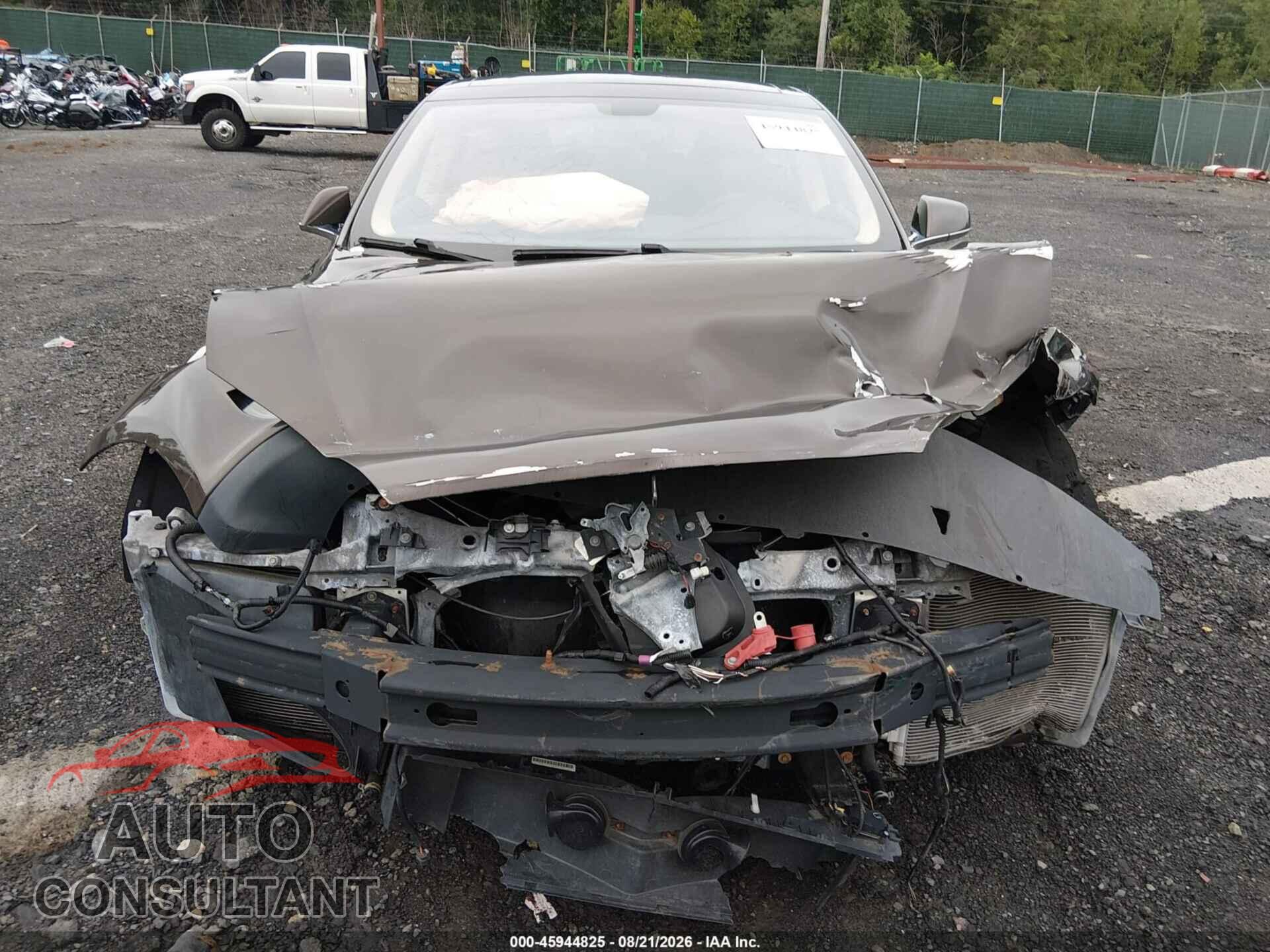 TESLA MODEL S 2014 - 5YJSA1H15EFP43707