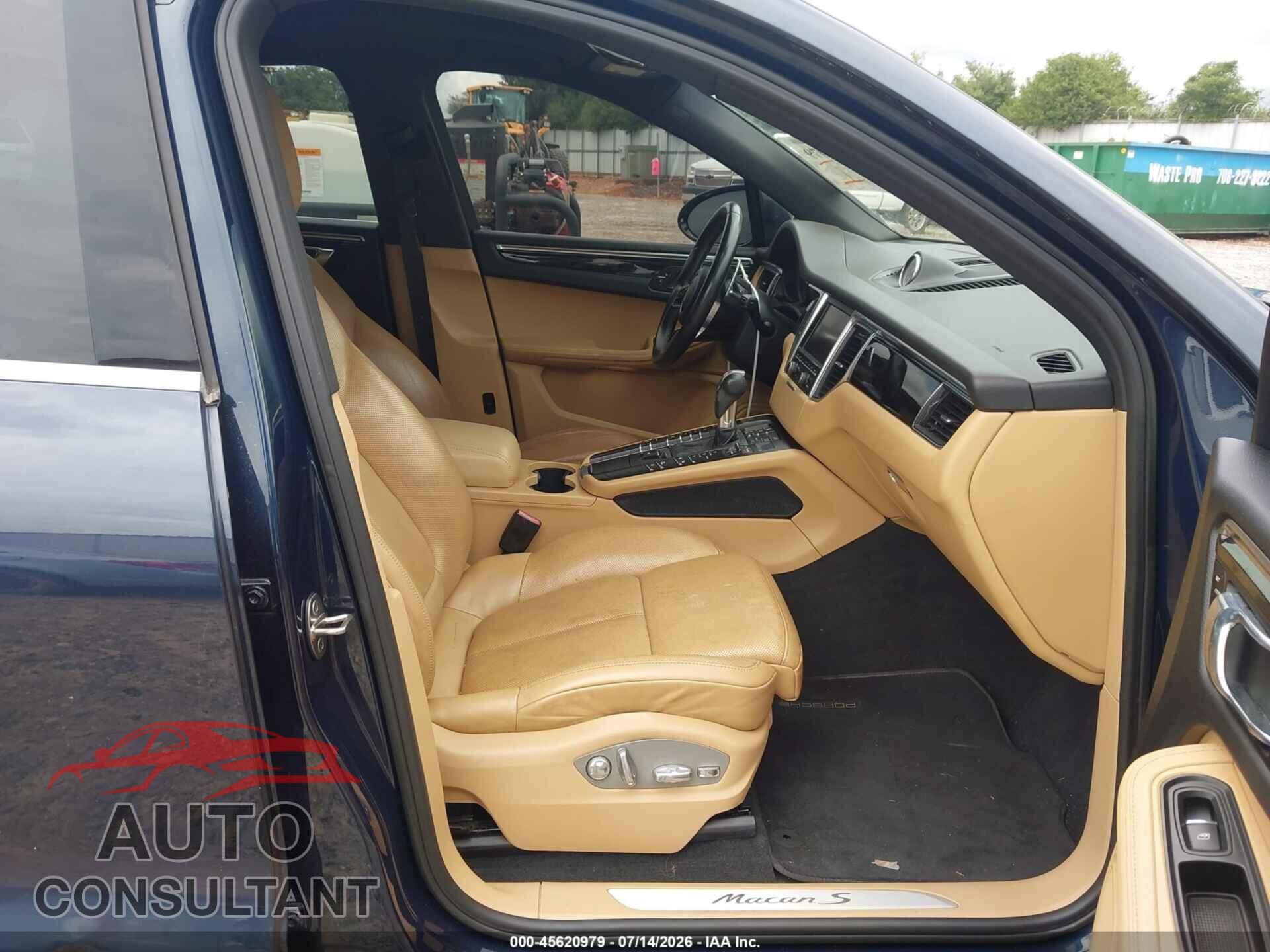 PORSCHE MACAN 2016 - WP1AB2A58GLB59098
