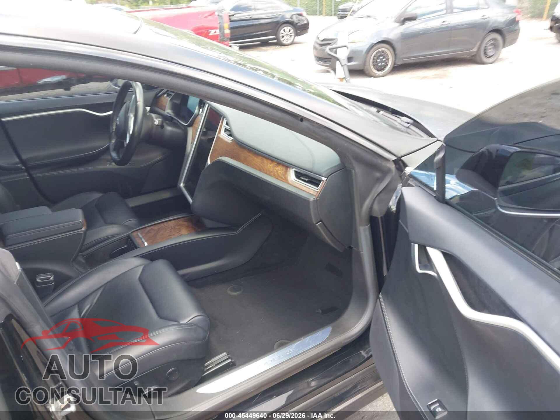 TESLA MODEL S 2017 - 5YJSA1E23HF229582