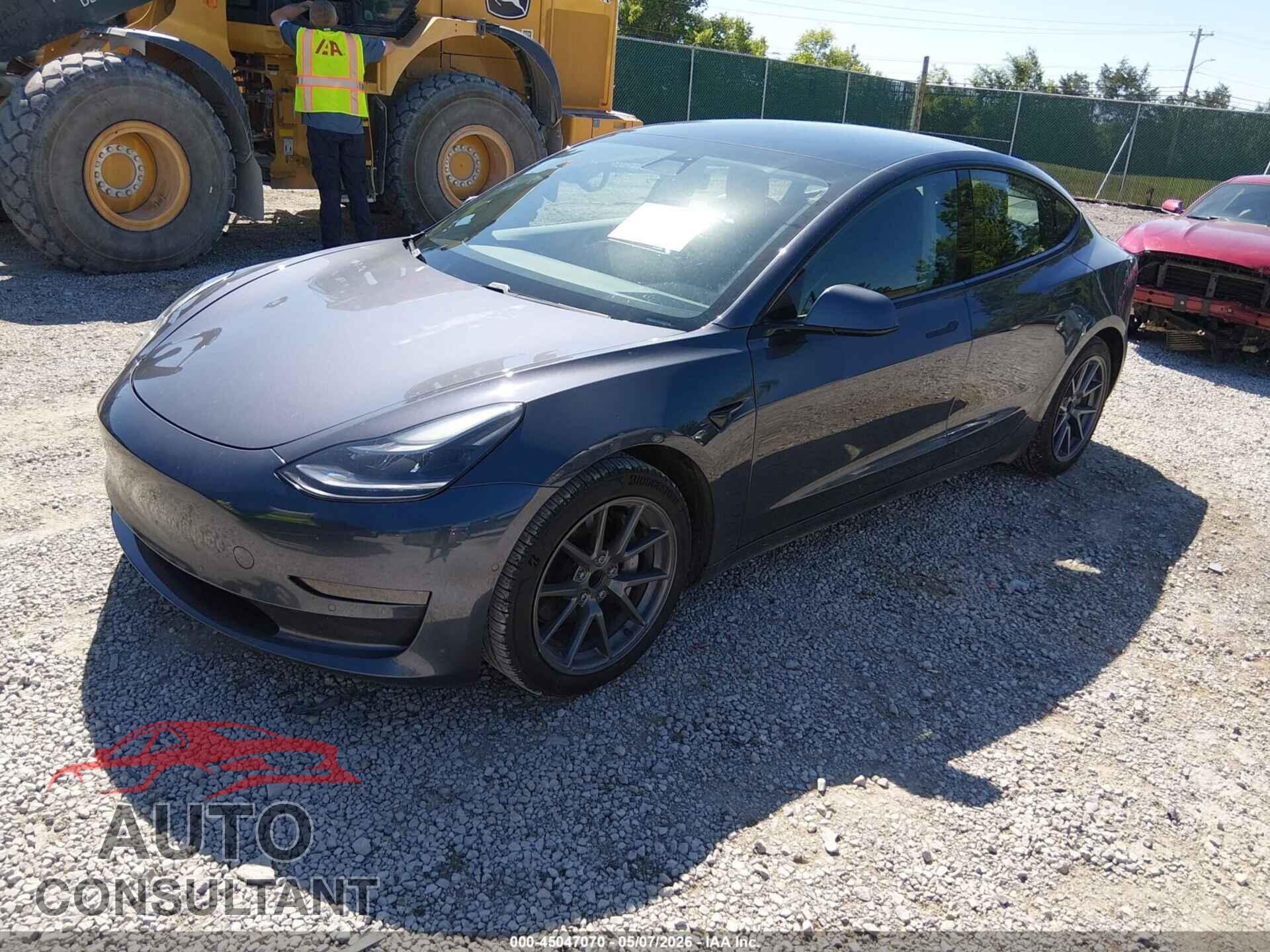 TESLA MODEL 3 2021 - 5YJ3E1EA8MF866882
