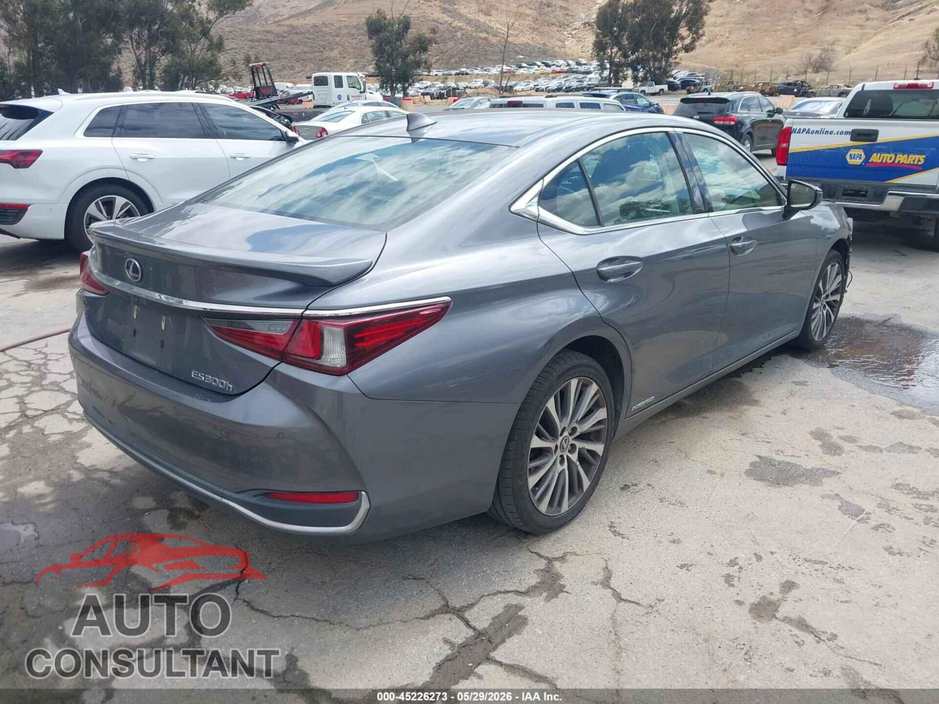LEXUS ES 300H 2019 - JTHB21B1XK2004366