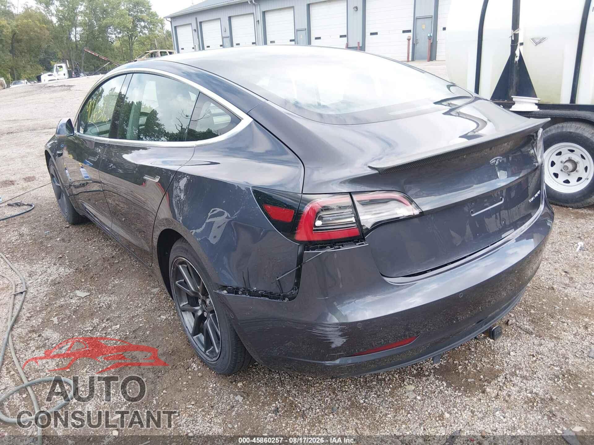 TESLA MODEL 3 2019 - 5YJ3E1EB7KF209593