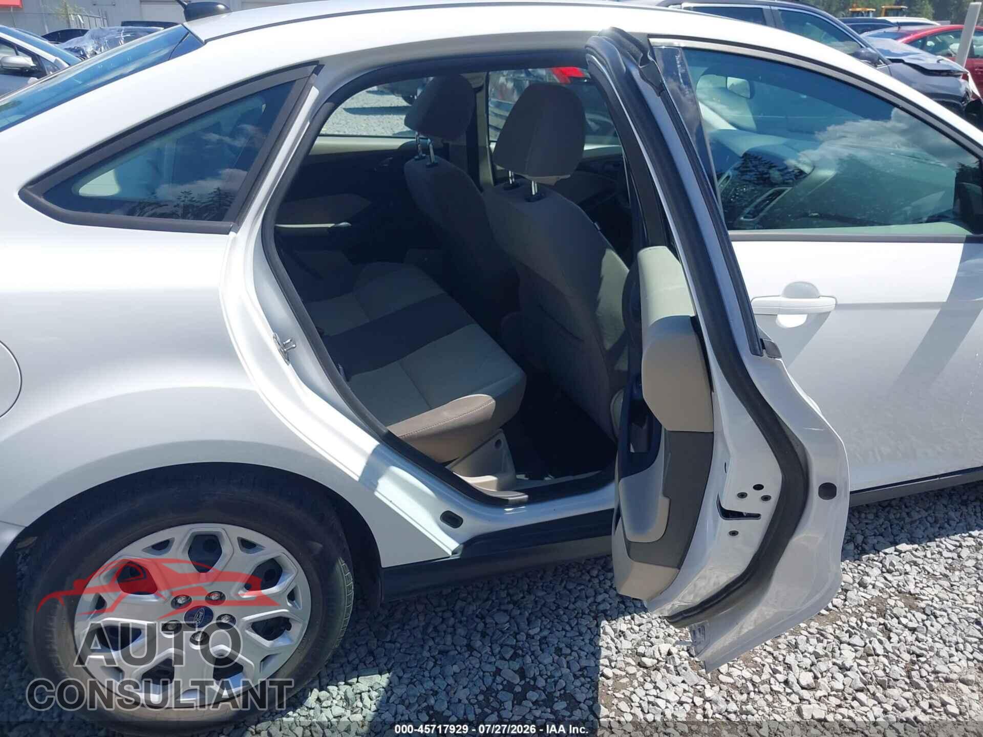 FORD FOCUS 2012 - 1FAHP3F22CL424409