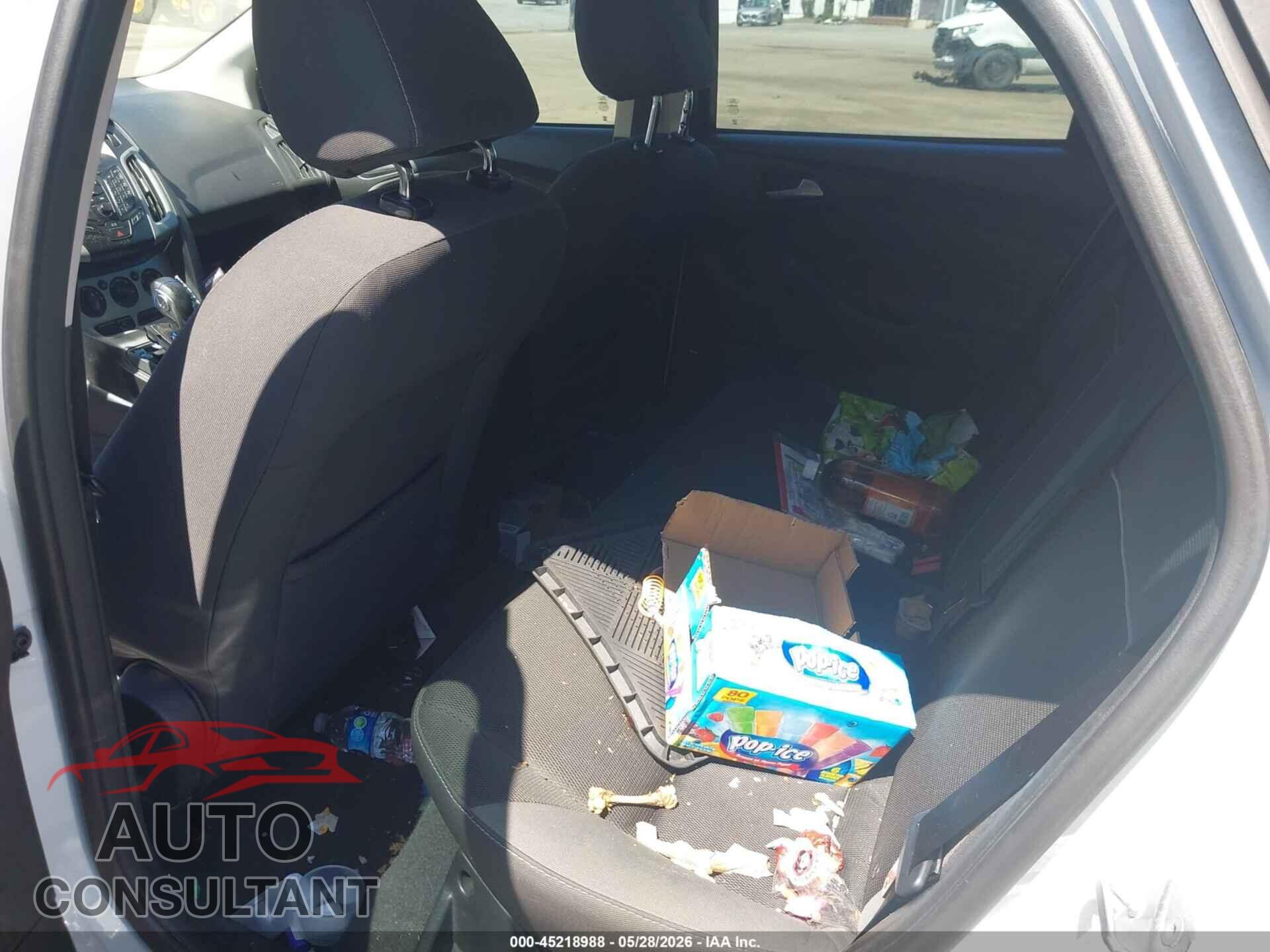 FORD FOCUS 2014 - 1FADP3F24EL403773